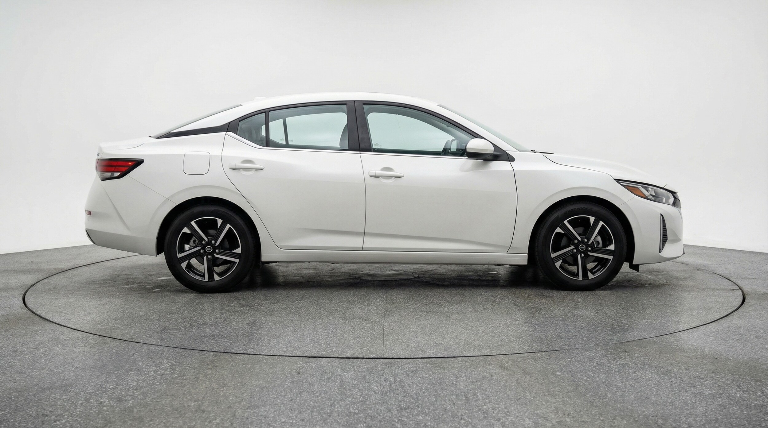 Thumbnail: 2025 Nissan Sentra - 8