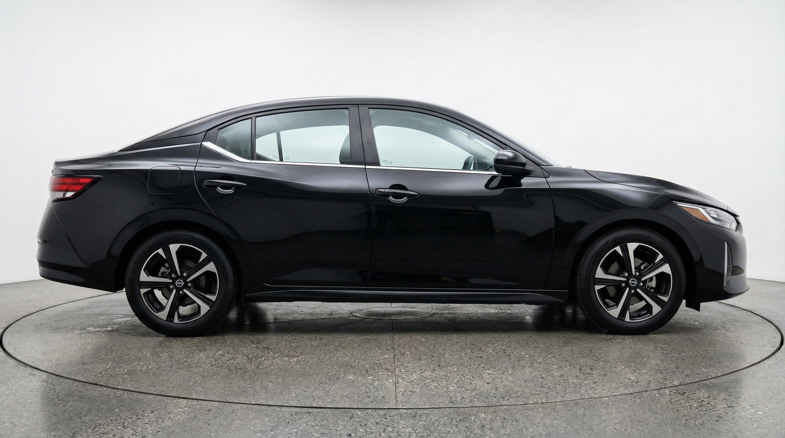 Thumbnail: 2025 Nissan Sentra - 11