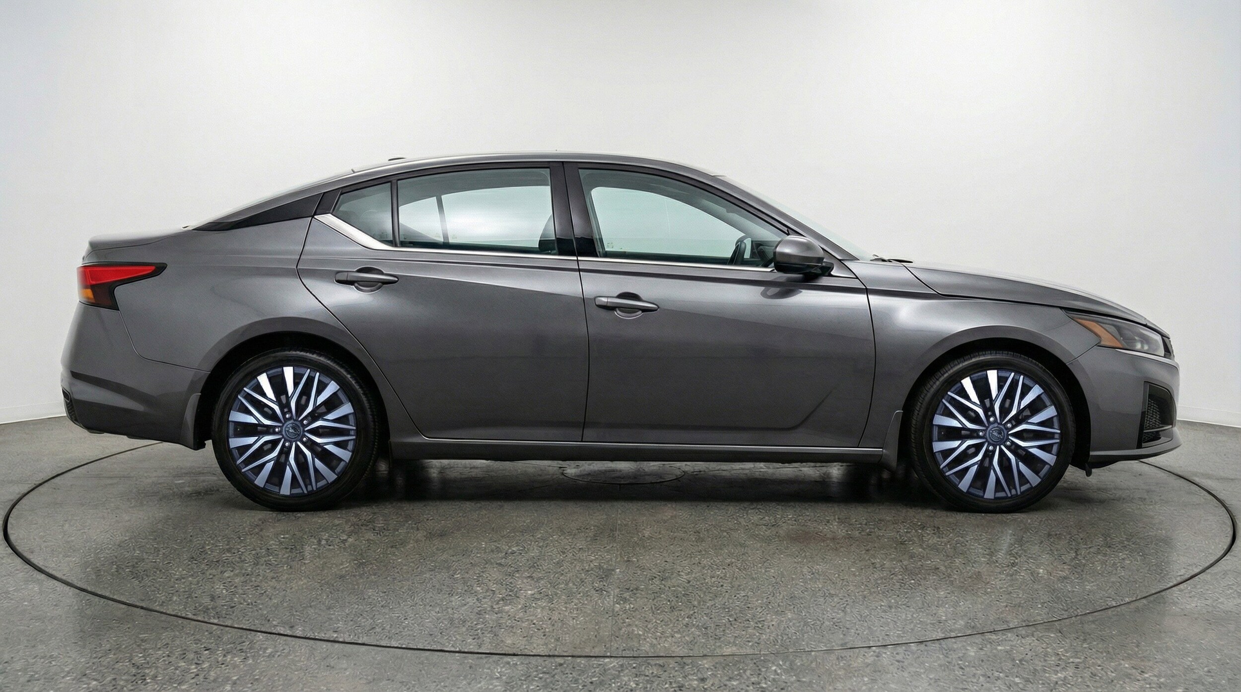Thumbnail: 2025 Nissan Altima - 11