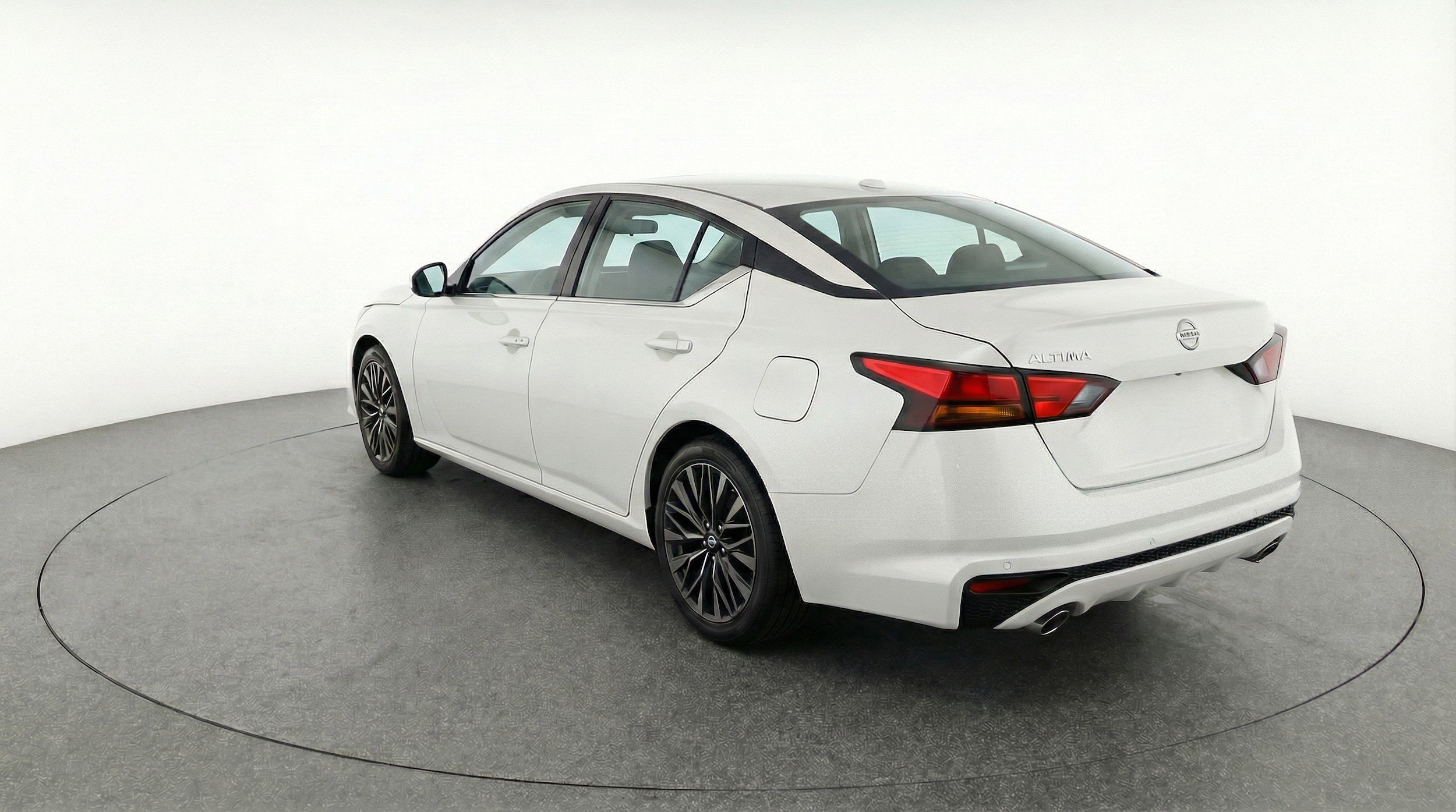 Thumbnail: 2025 Nissan Altima - 6