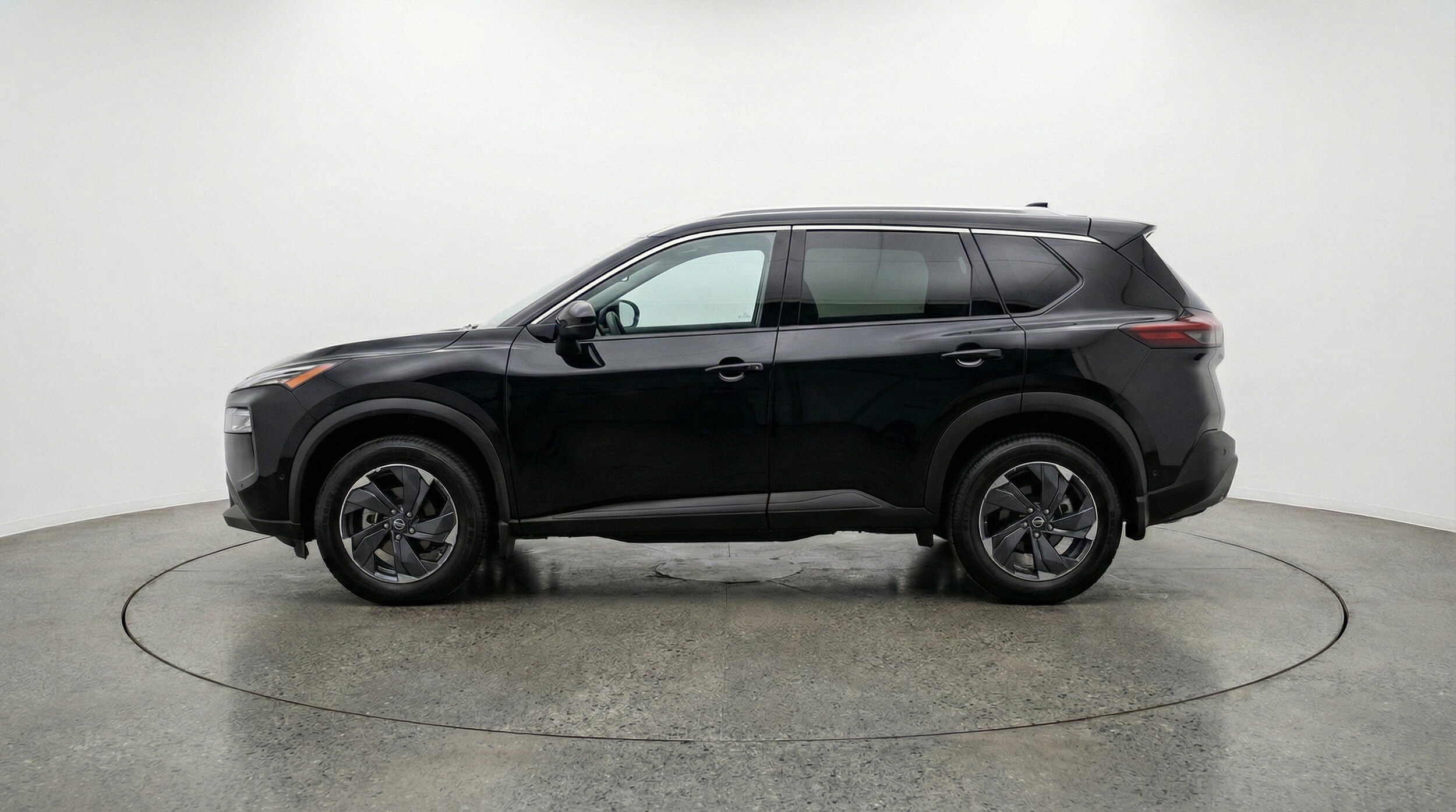 Thumbnail: 2025 Nissan Rogue - 5