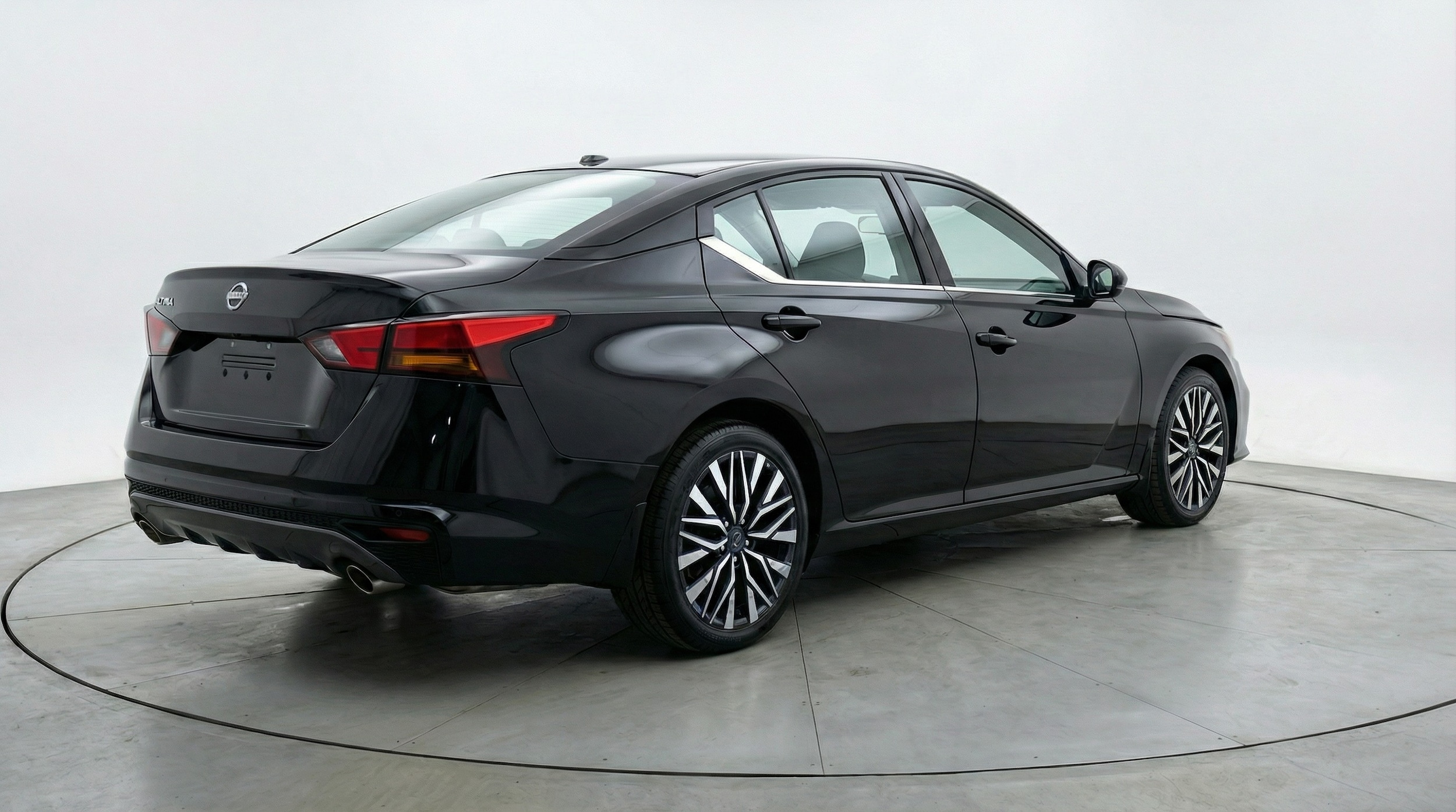 Thumbnail: 2025 Nissan Altima - 7