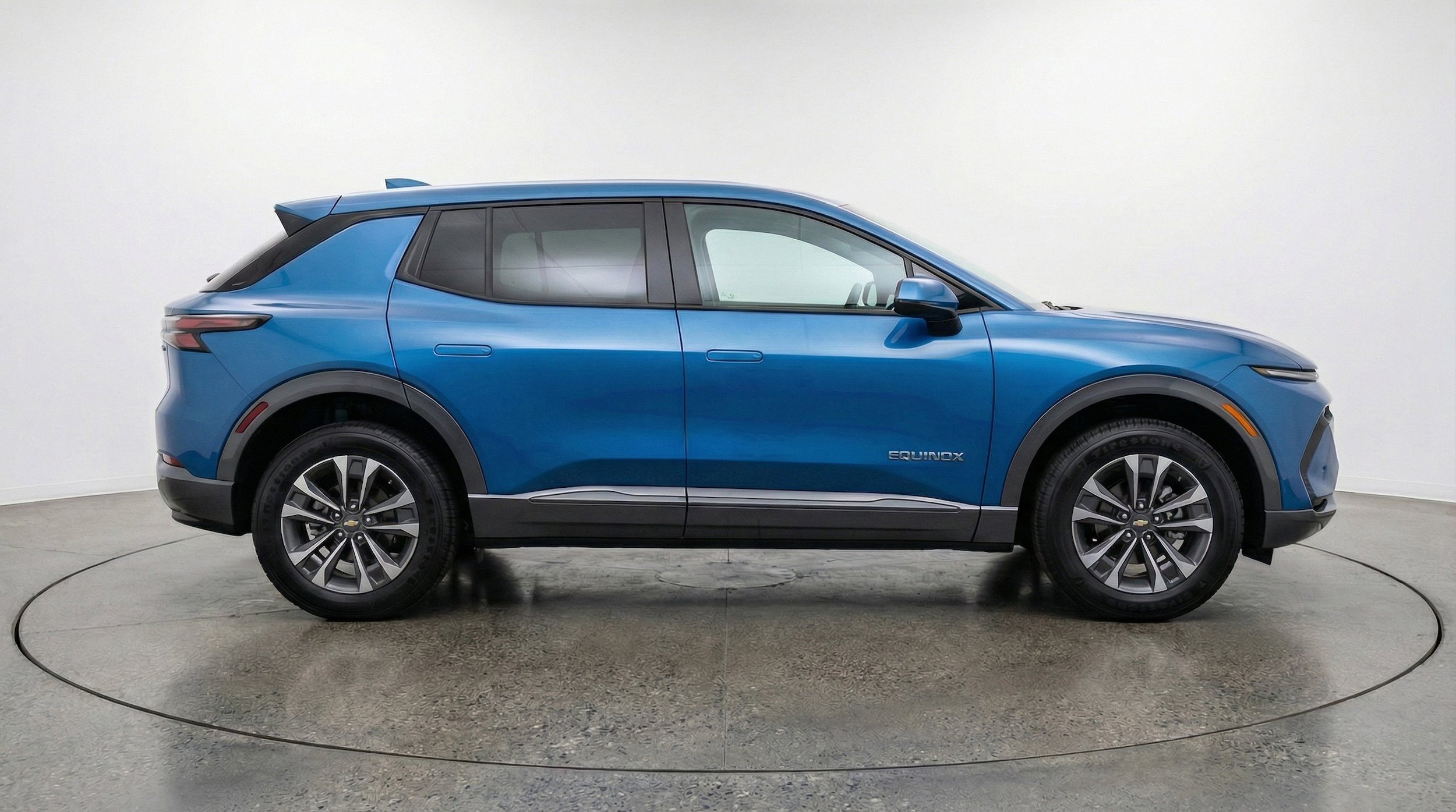 Thumbnail: 2025 Chevrolet Equinox - 8