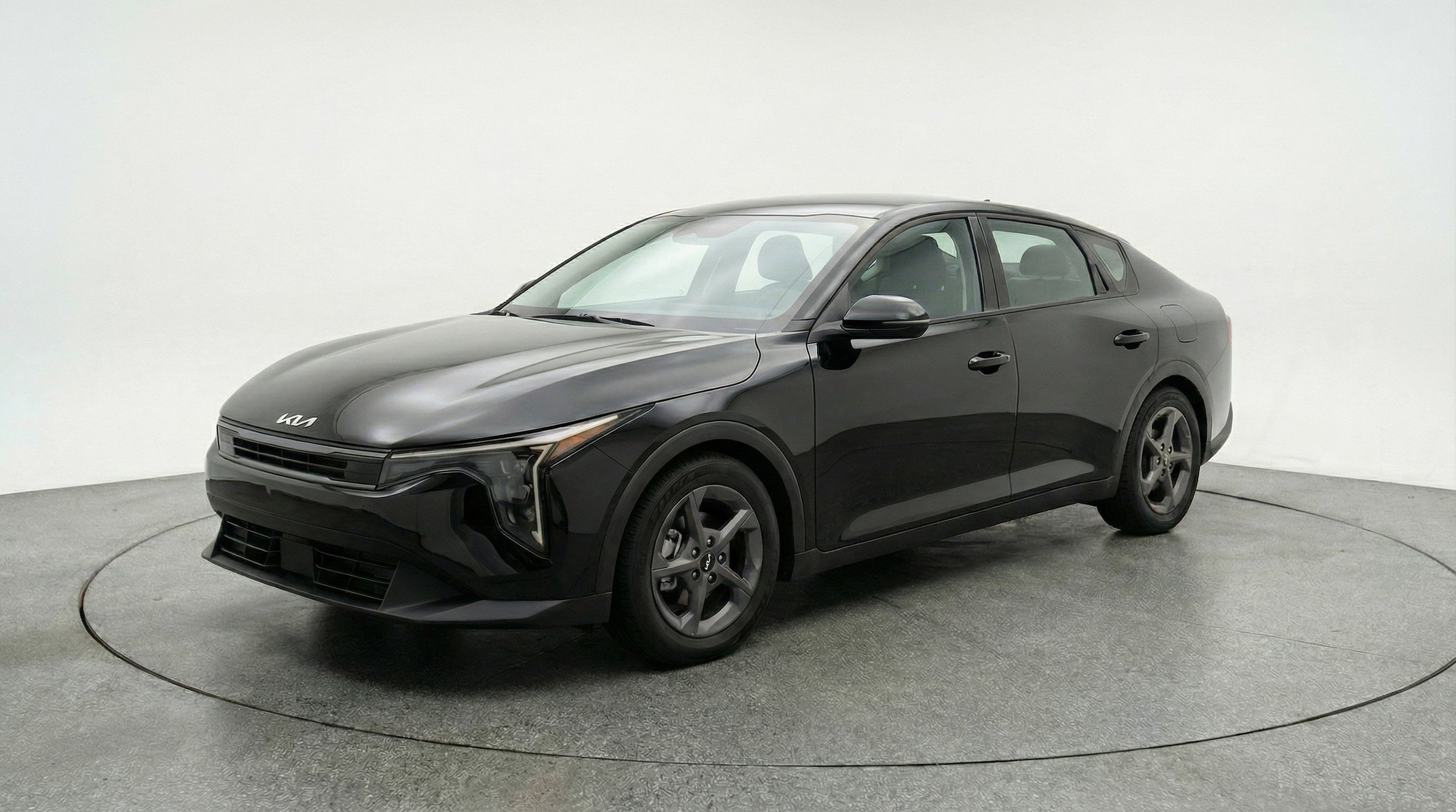 Thumbnail: 2025 Kia K4 - 3