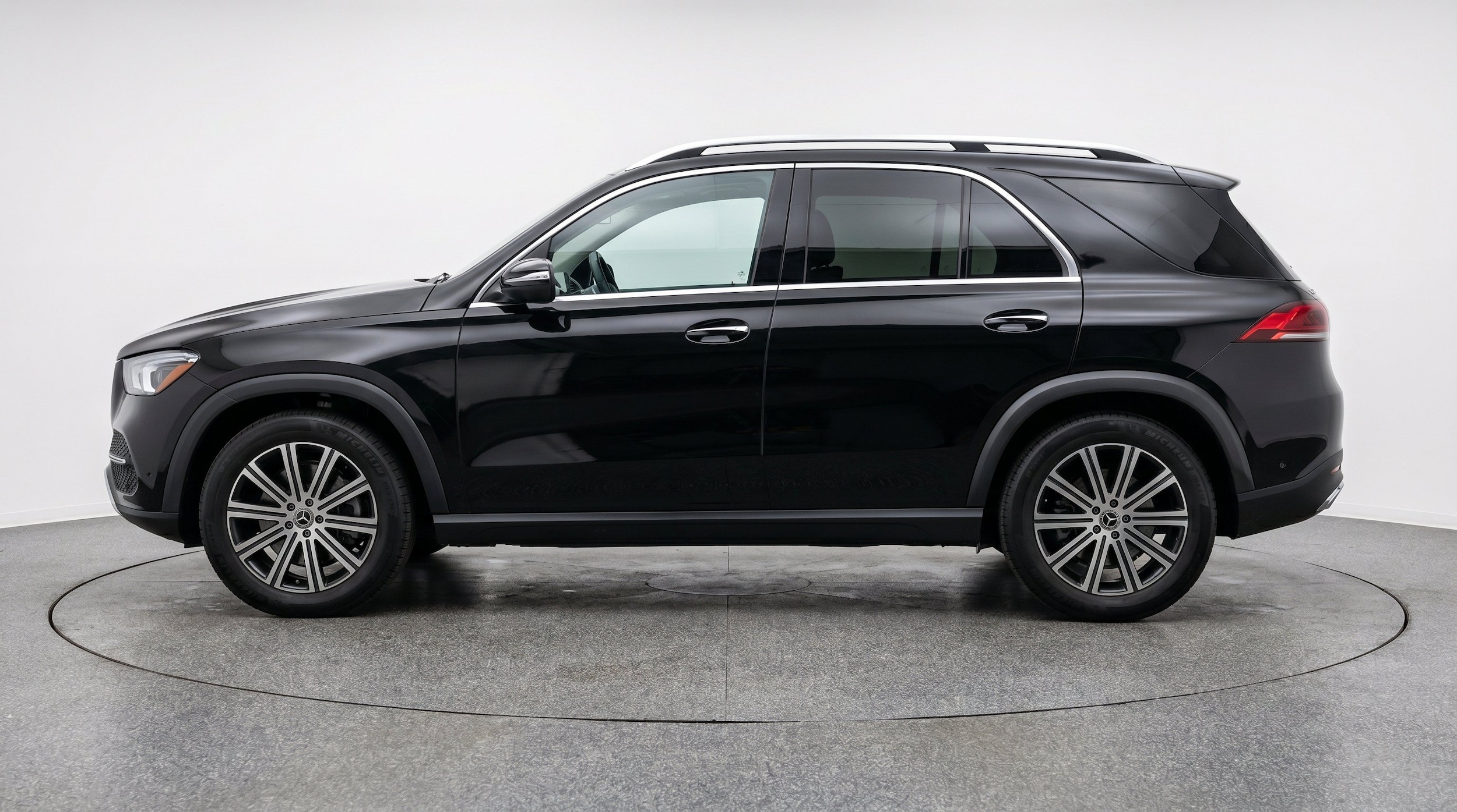 Thumbnail: 2026 Mercedes-Benz GLE - 5