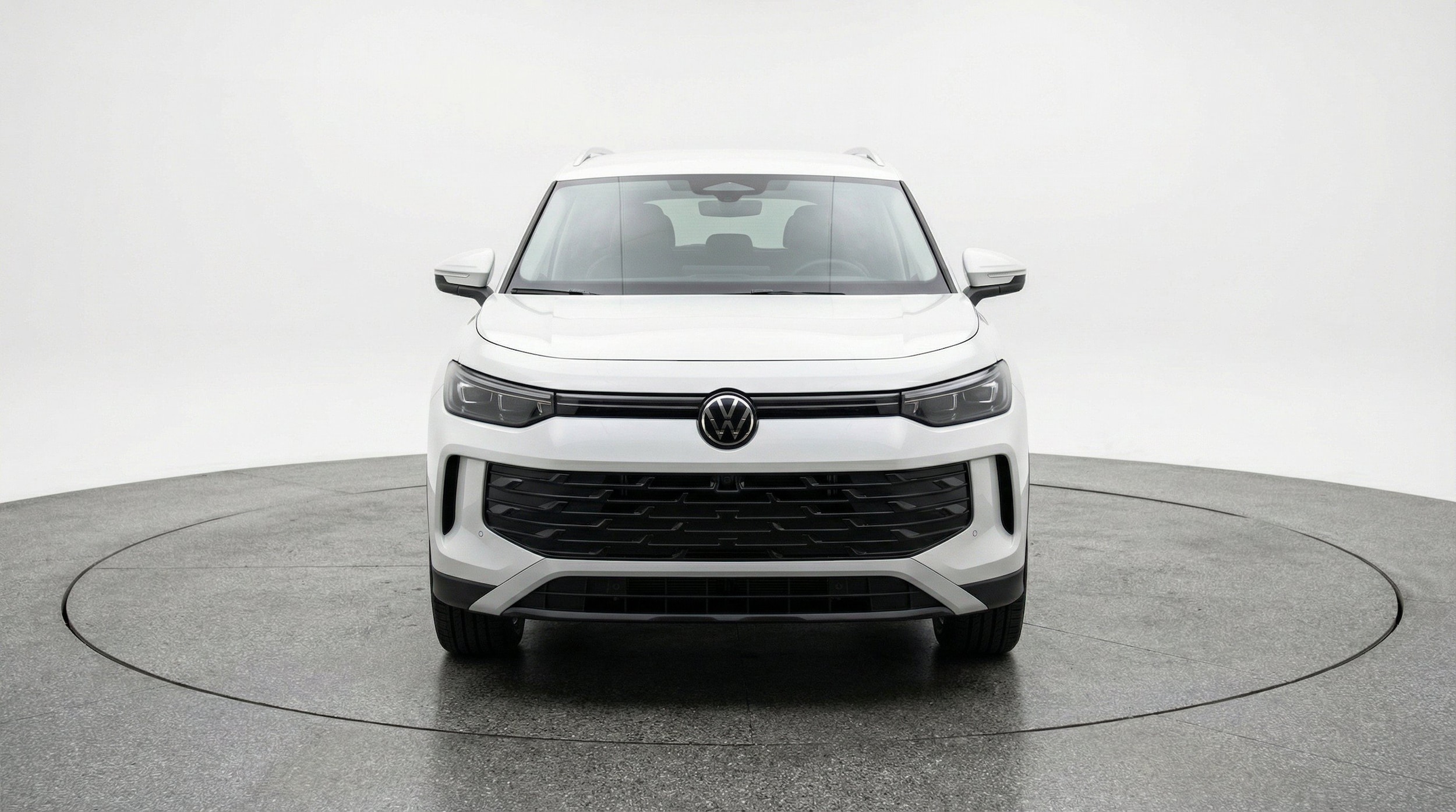 Thumbnail: 2026 Volkswagen Tiguan - 2