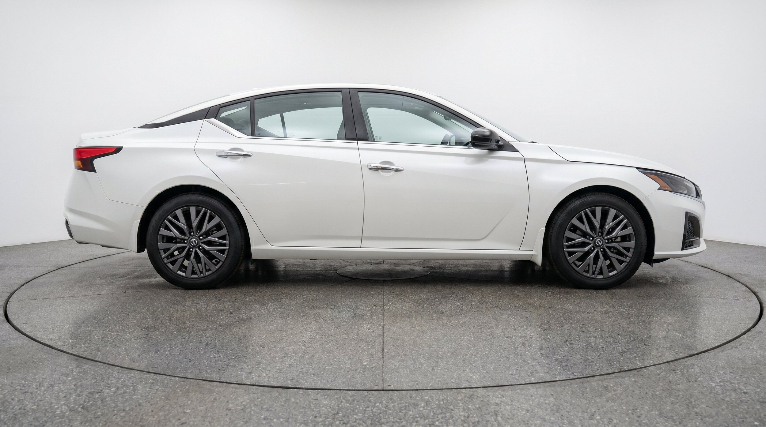 Thumbnail: 2025 Nissan Altima - 11