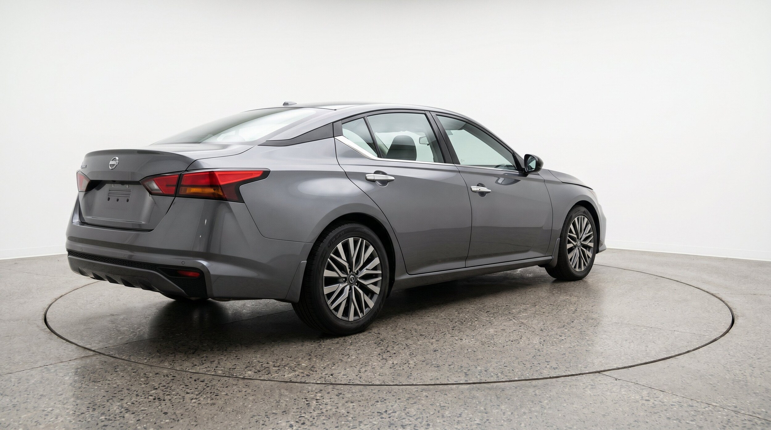 Thumbnail: 2025 Nissan Altima - 9