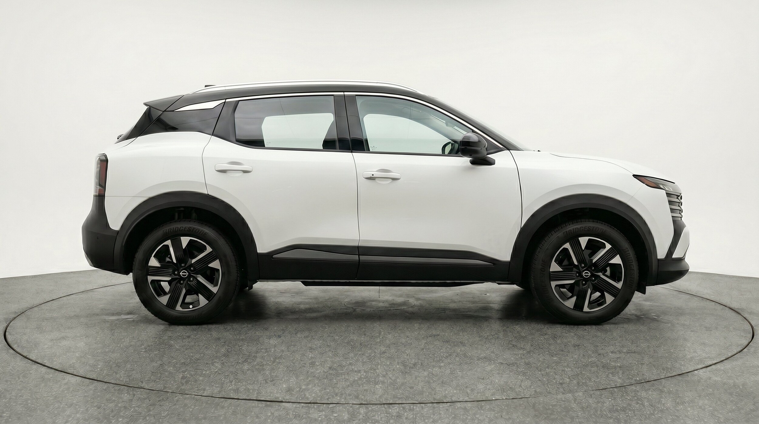 Thumbnail: 2026 Nissan Kicks - 11