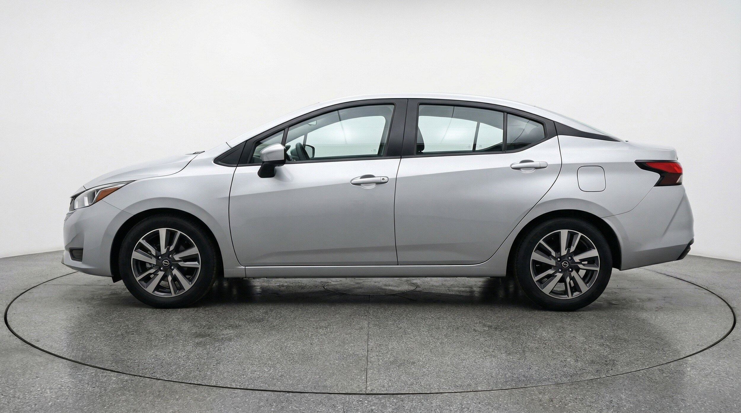 Thumbnail: 2025 Nissan Versa - 5