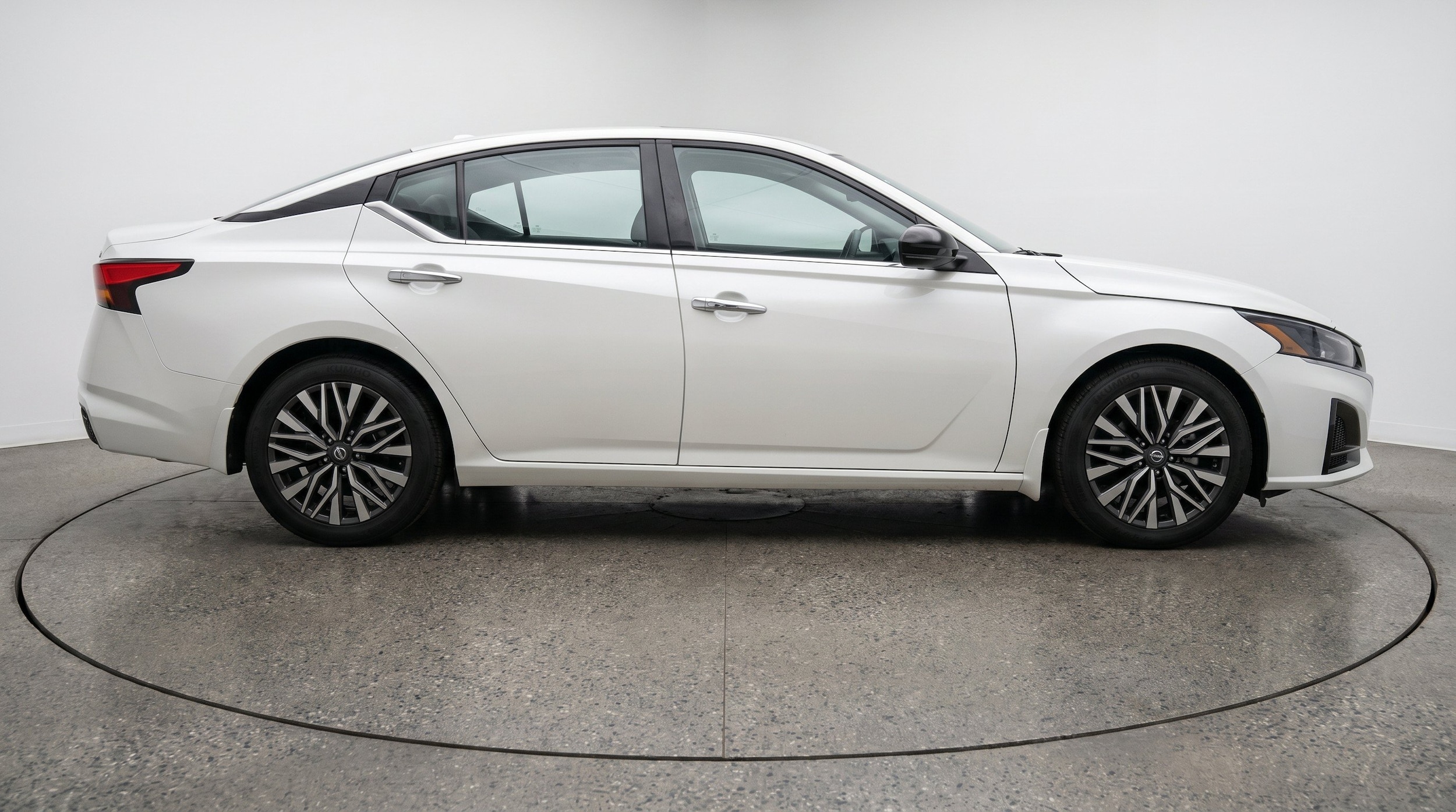 Thumbnail: 2025 Nissan Altima - 11