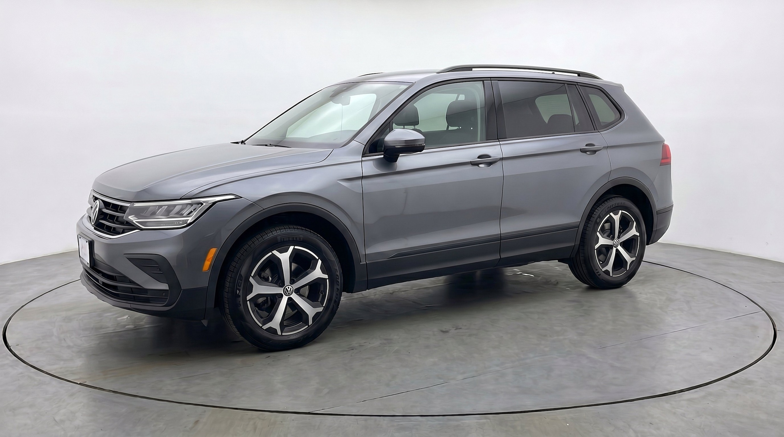 Thumbnail: 2026 Volkswagen Tiguan - 3