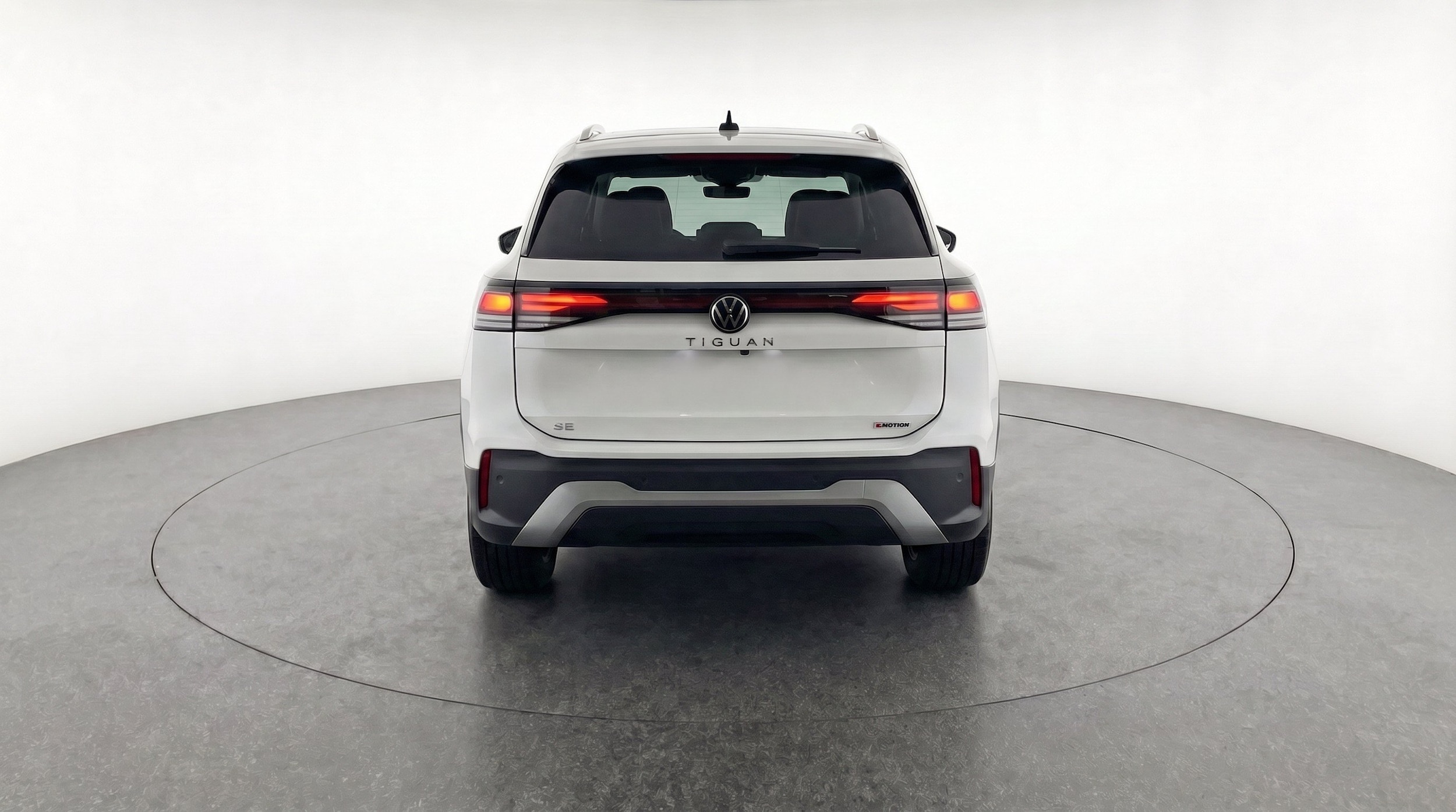 Thumbnail: 2026 Volkswagen Tiguan - 7