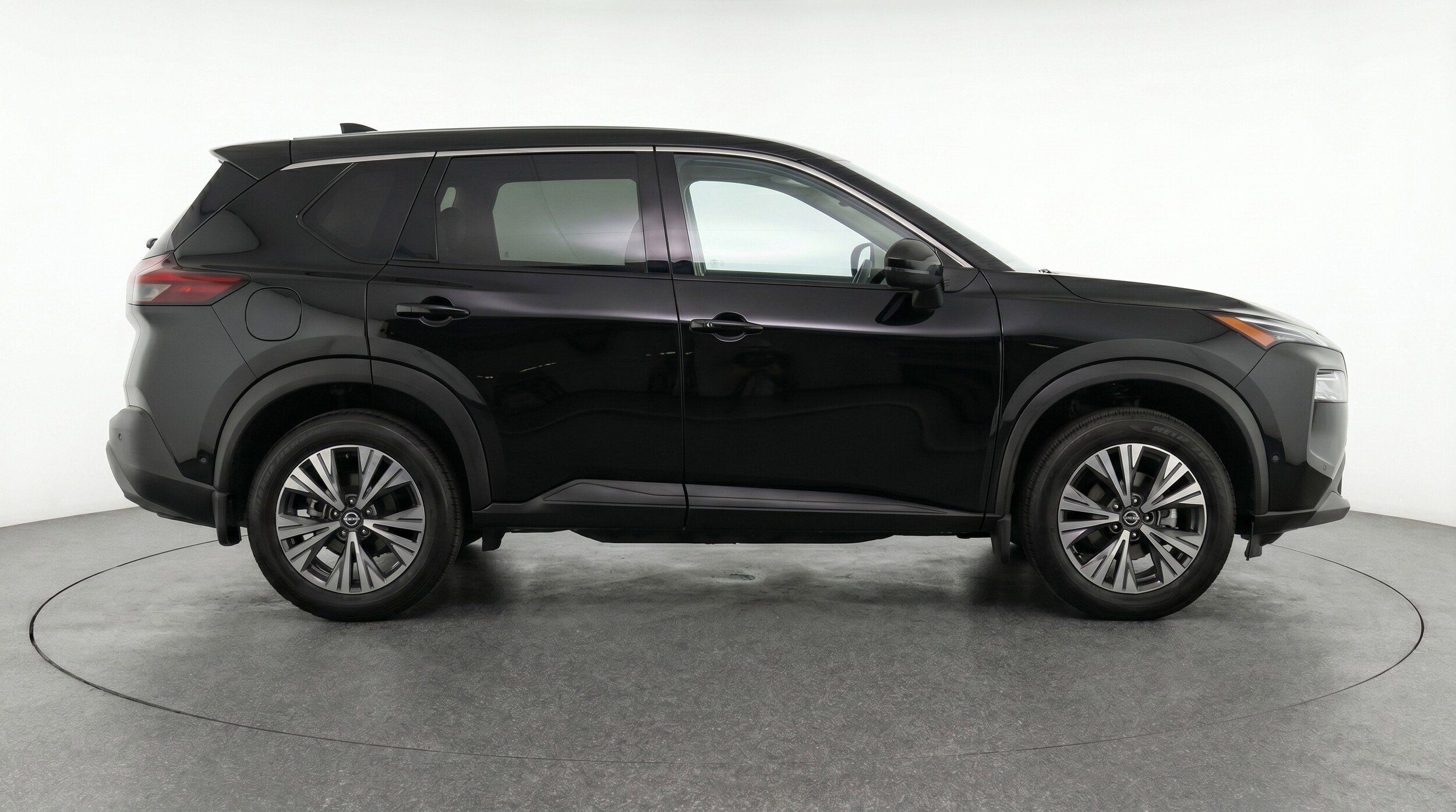 Thumbnail: 2023 Nissan Rogue - 11