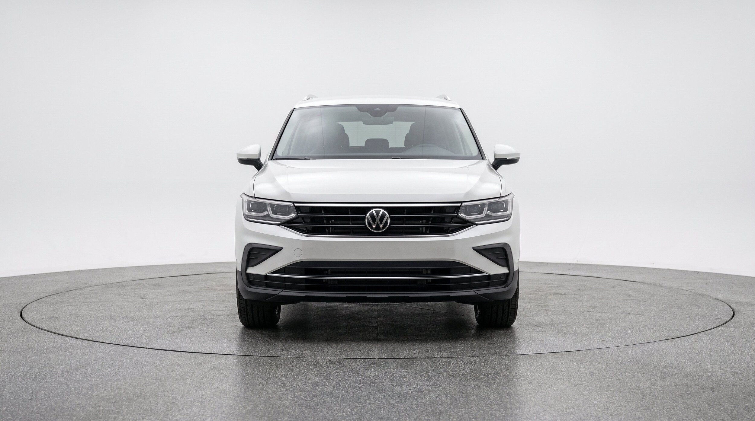 Thumbnail: 2026 Volkswagen Tiguan - 2