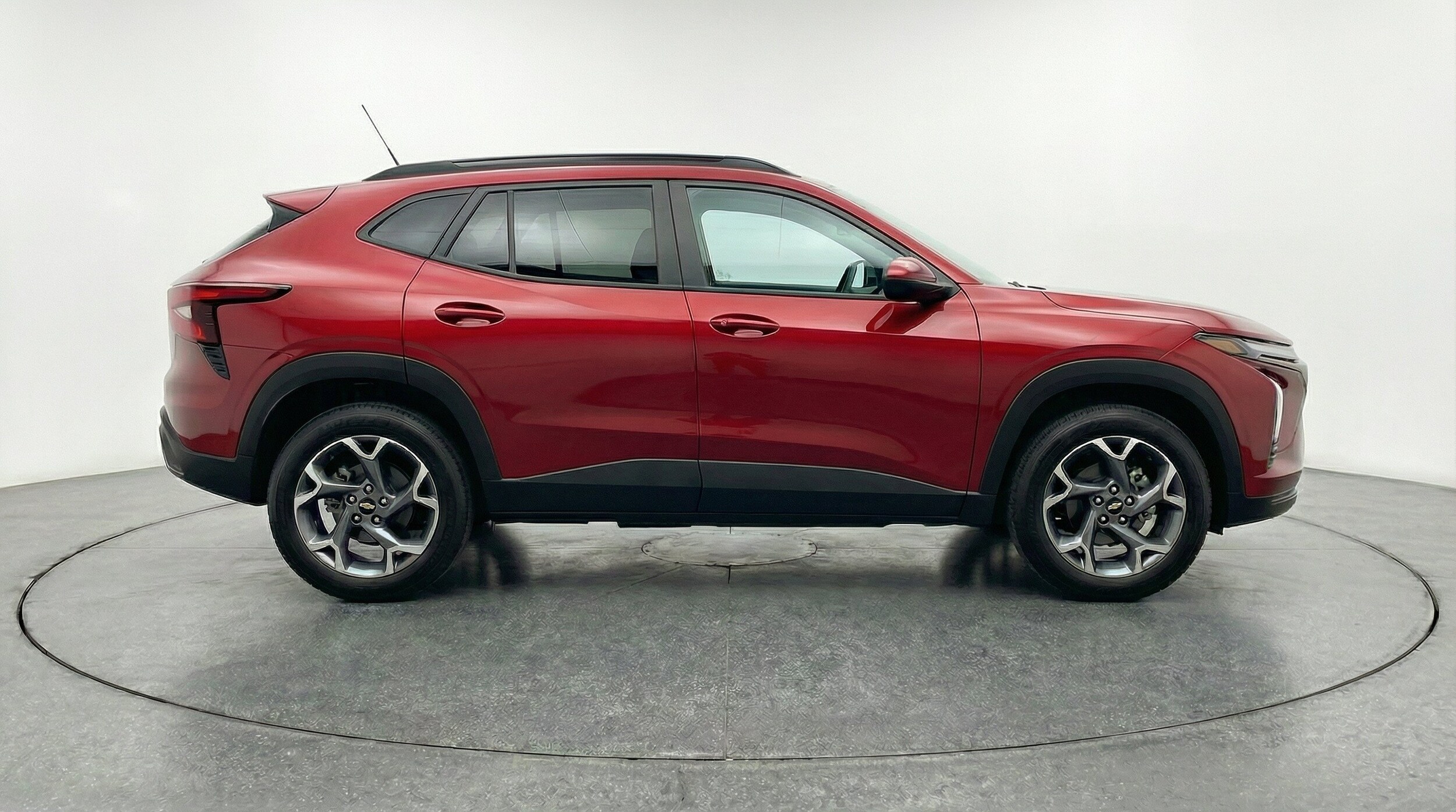 Thumbnail: 2025 Chevrolet Trax - 11
