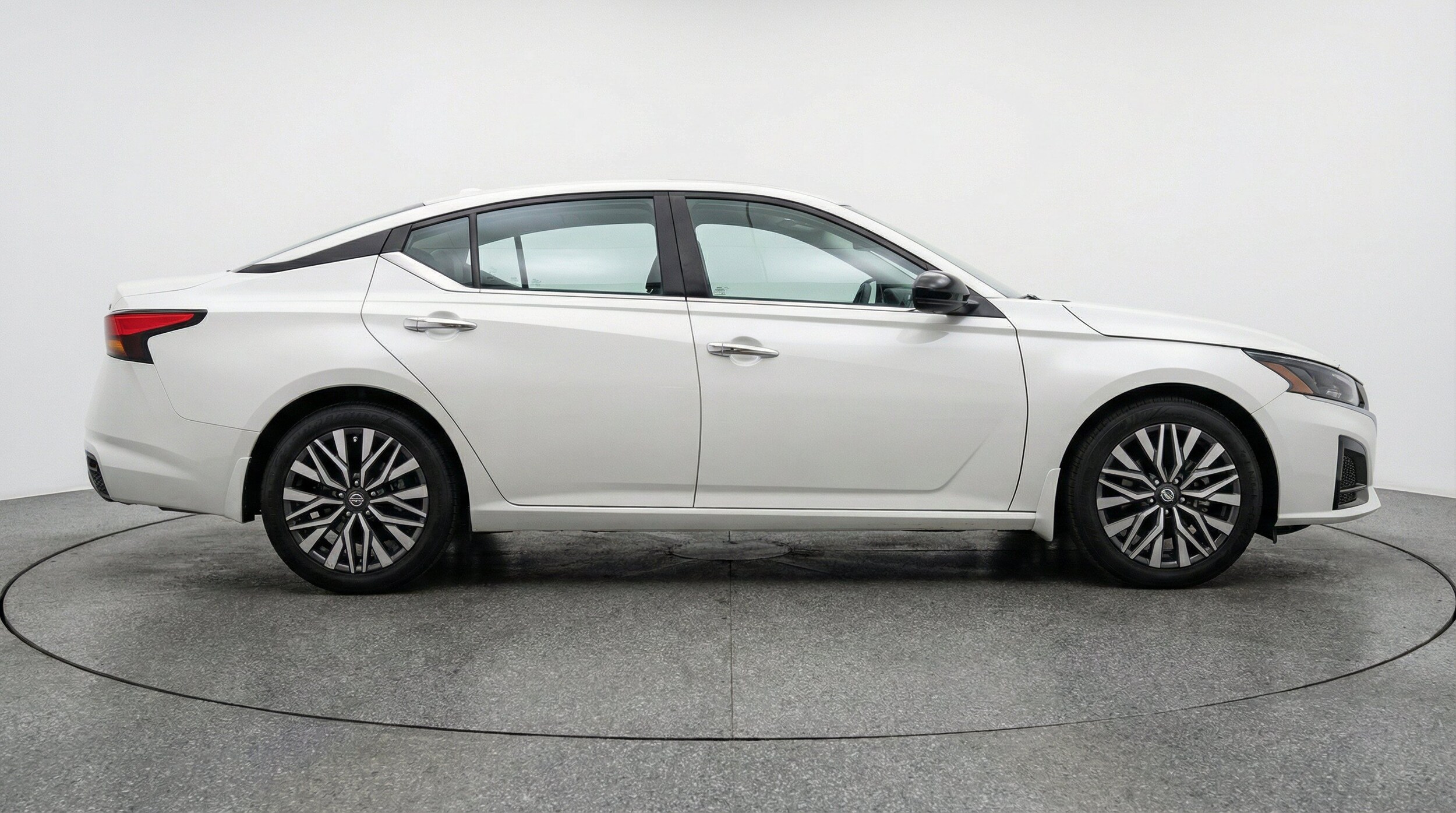Thumbnail: 2025 Nissan Altima - 11
