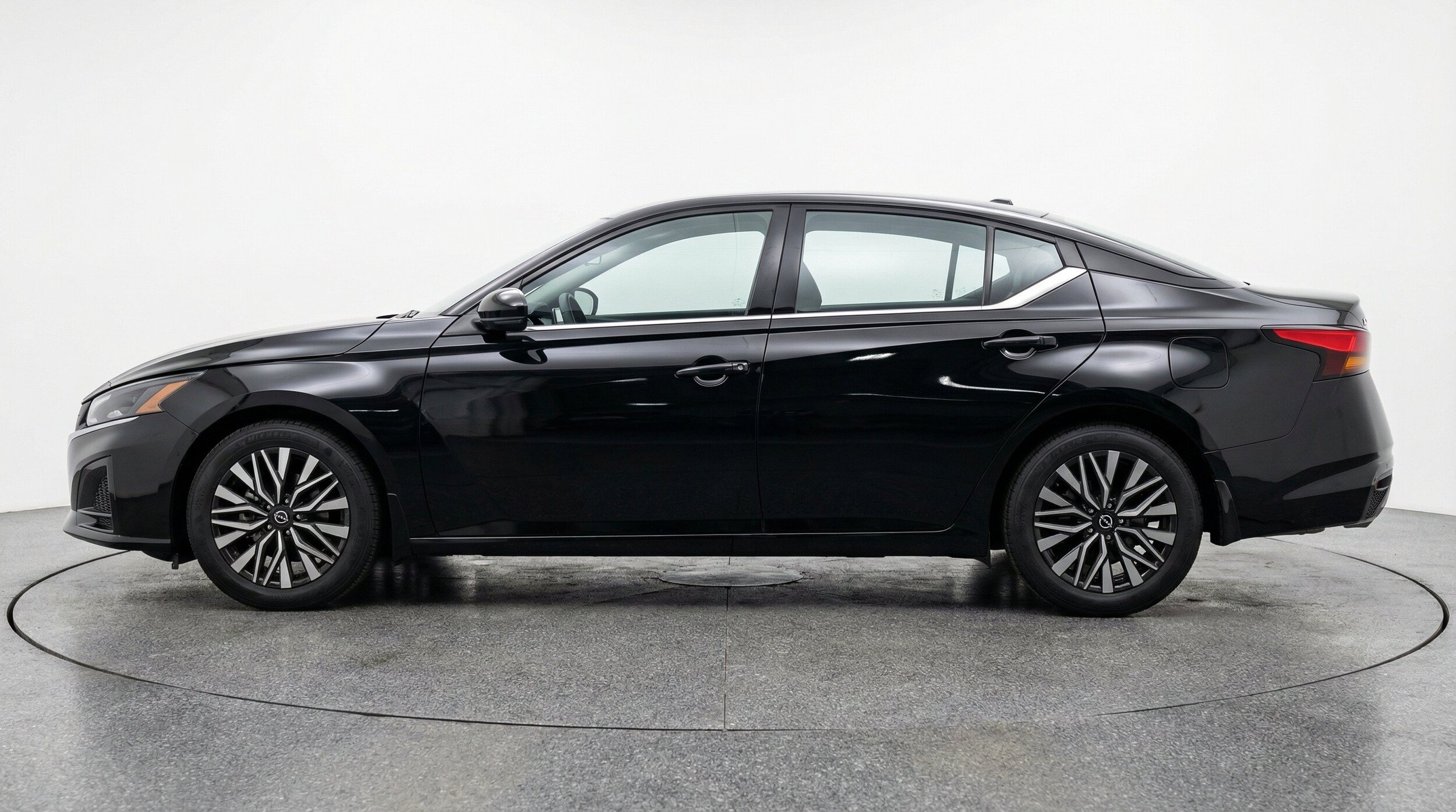 Thumbnail: 2026 Nissan Altima - 5