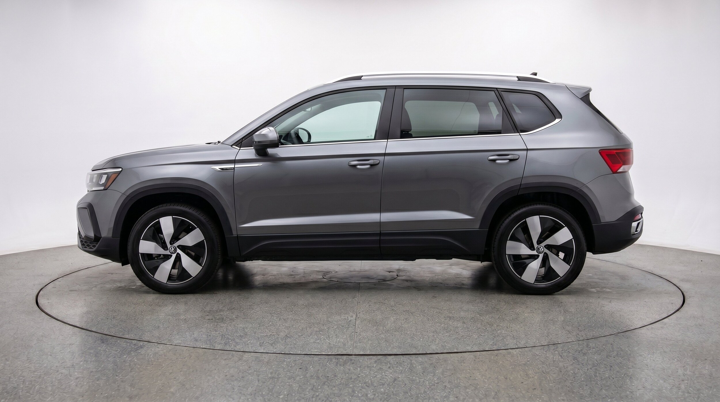 Thumbnail: 2026 Volkswagen Taos - 5