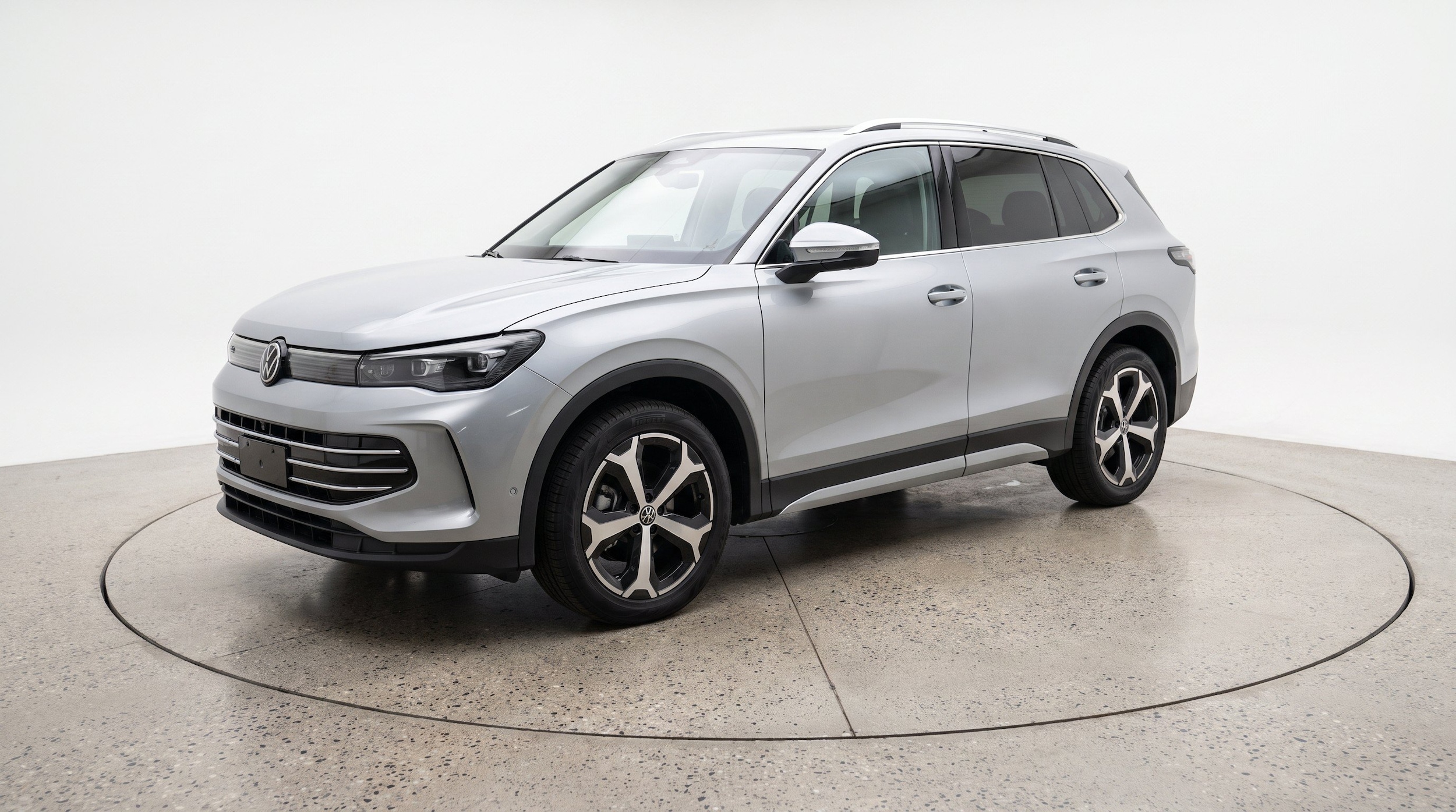Thumbnail: 2026 Volkswagen Tiguan - 3