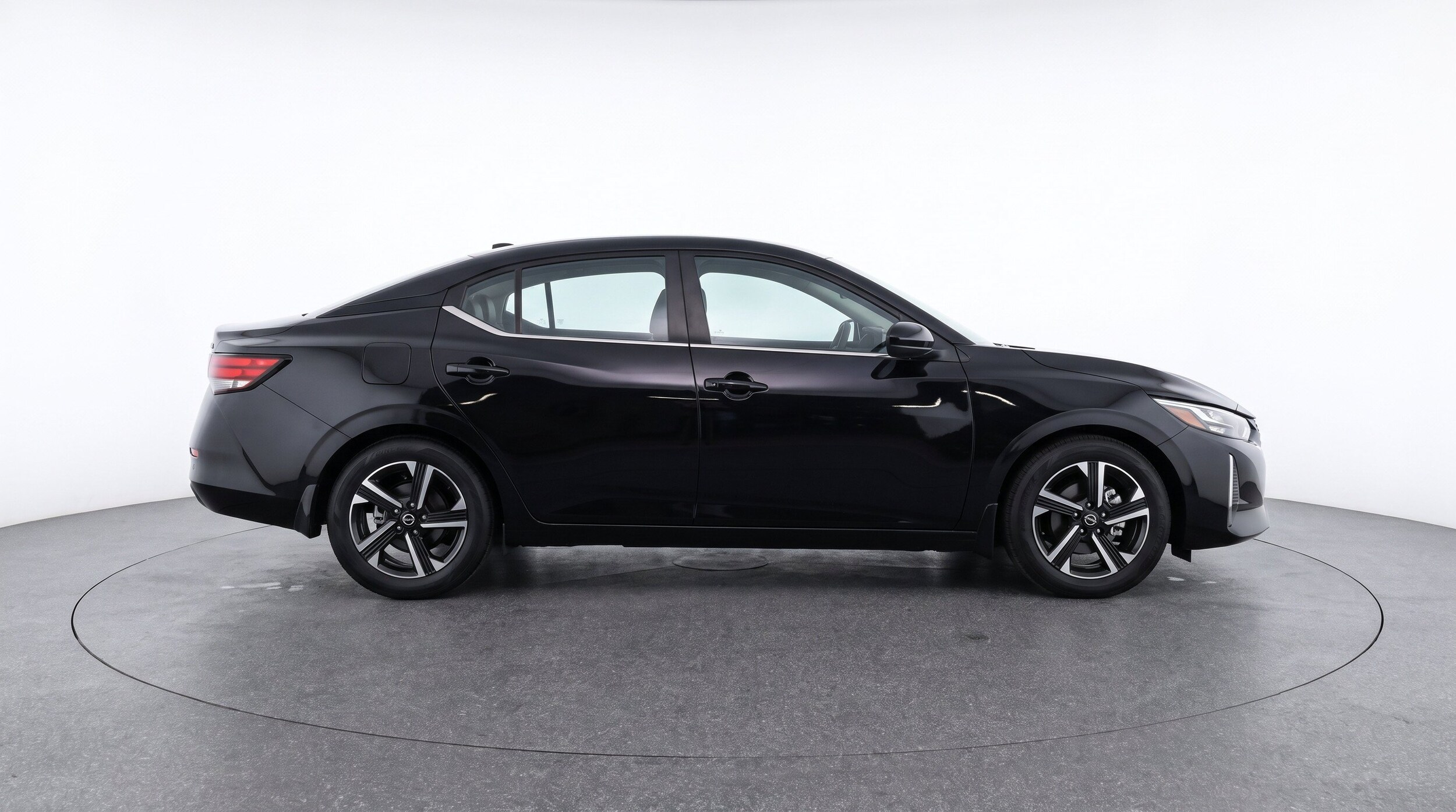 Thumbnail: 2025 Nissan Sentra - 11