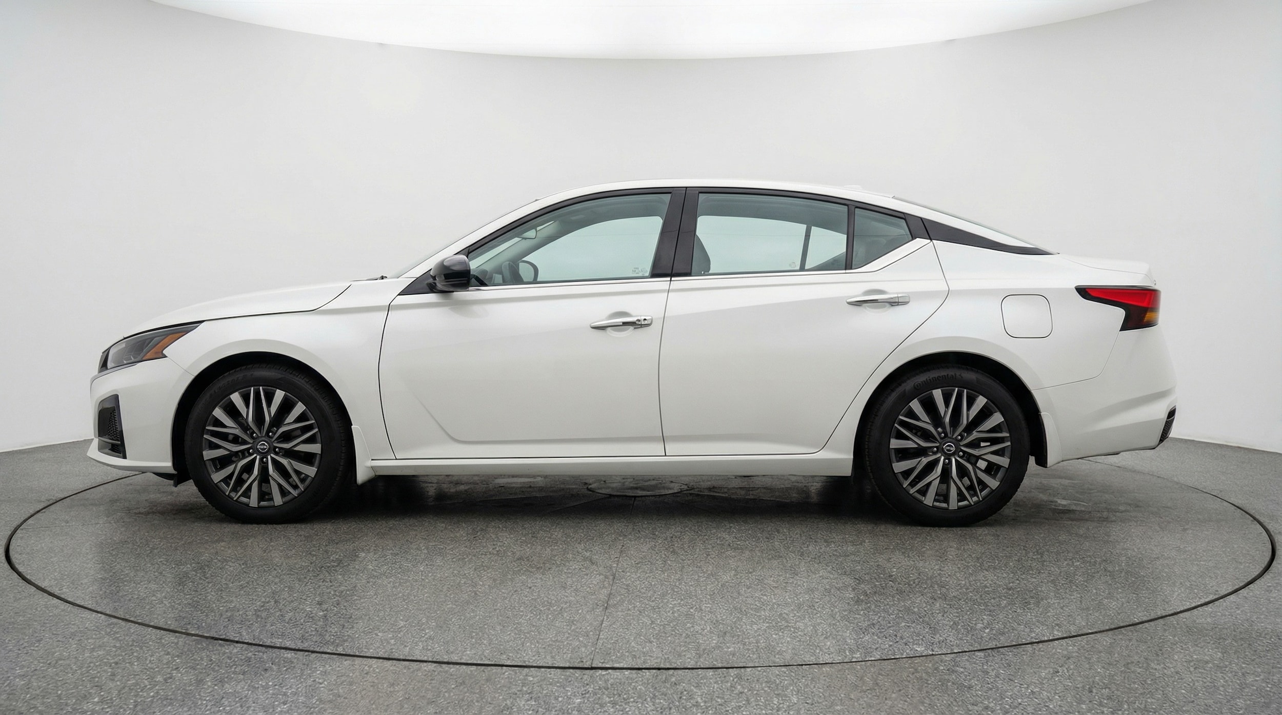 Thumbnail: 2025 Nissan Altima - 4