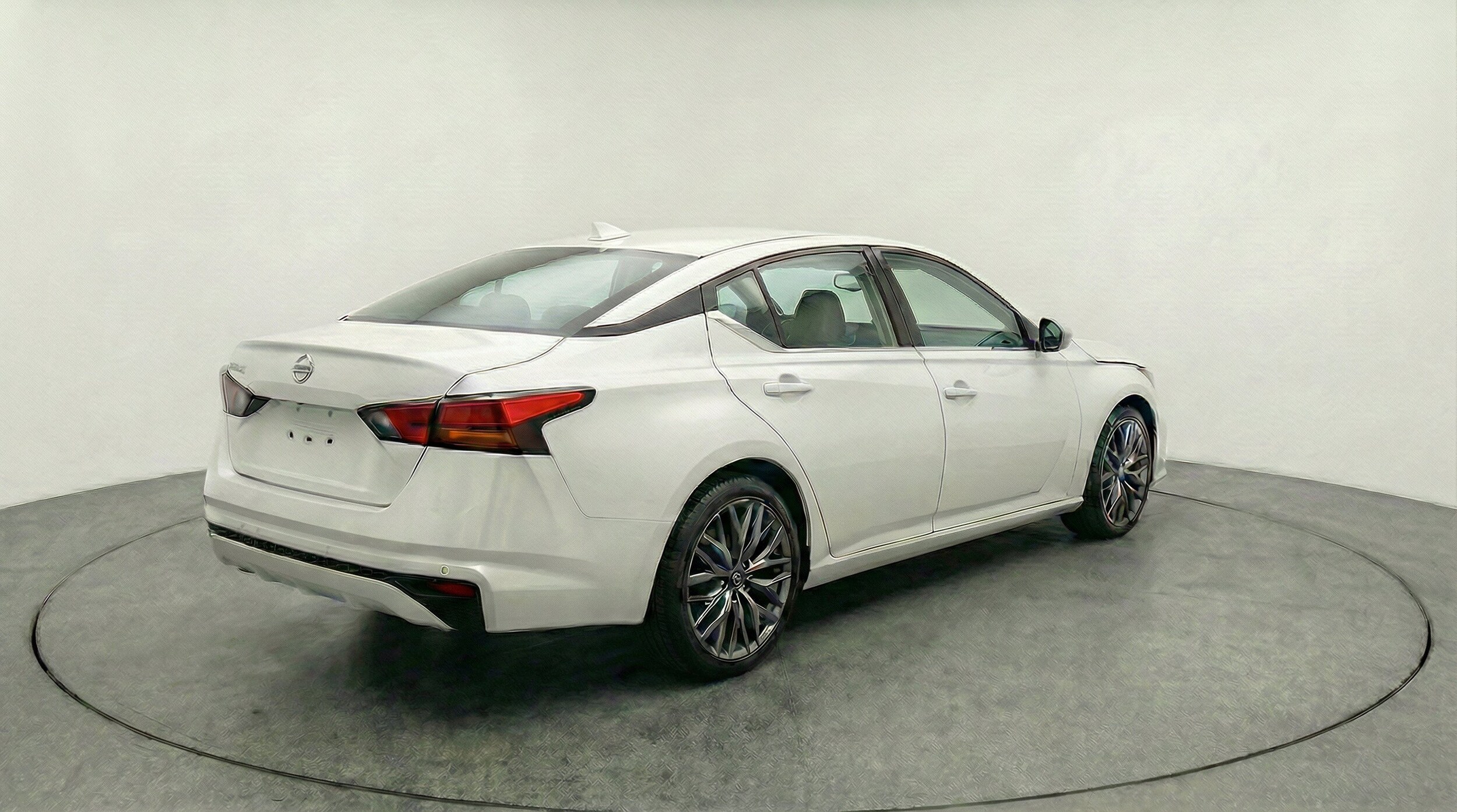 Thumbnail: 2025 Nissan Altima - 9