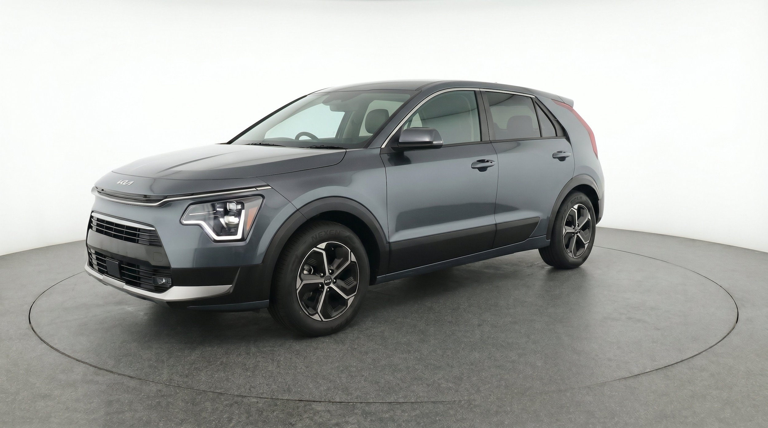 Thumbnail: 2026 Kia Niro - 3