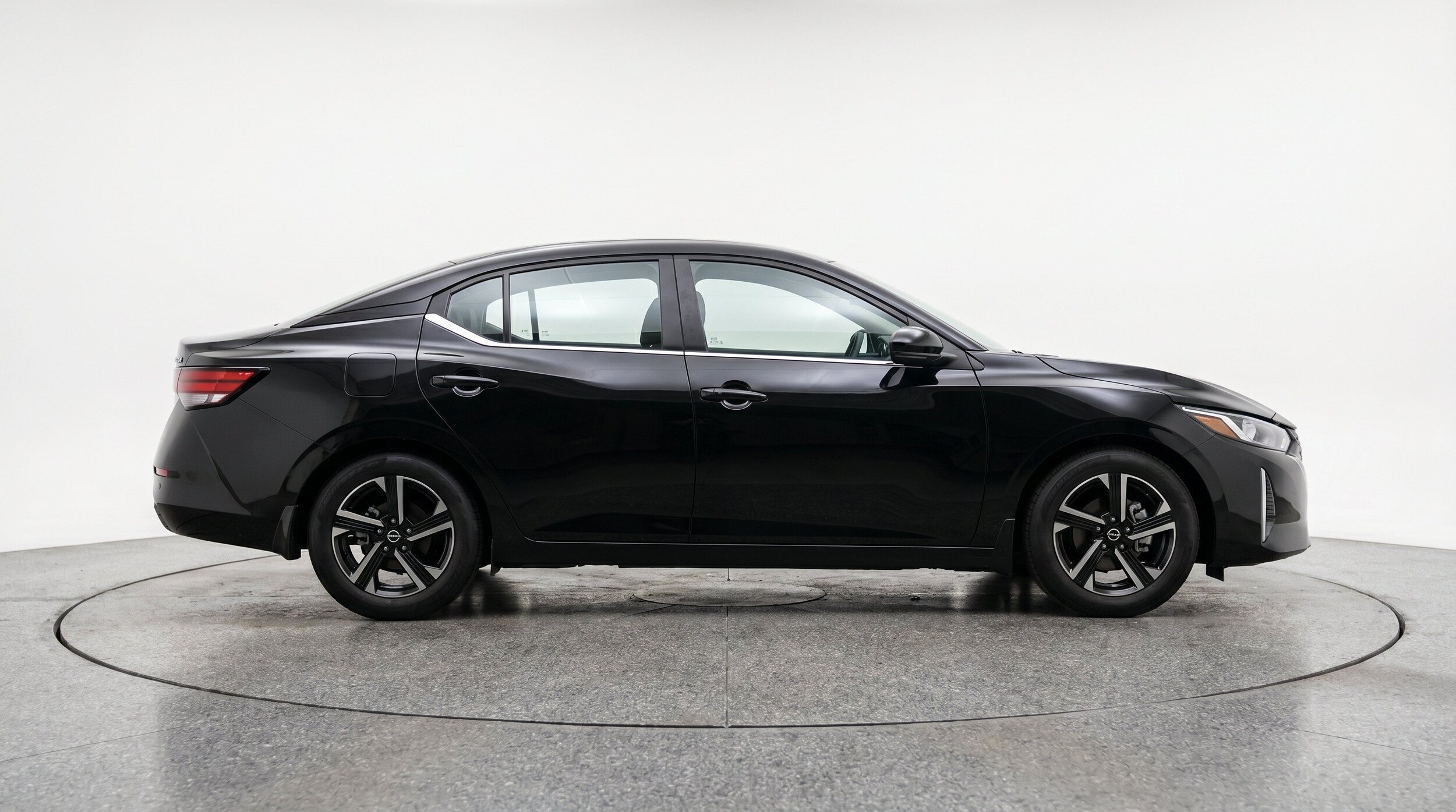 Thumbnail: 2025 Nissan Sentra - 11
