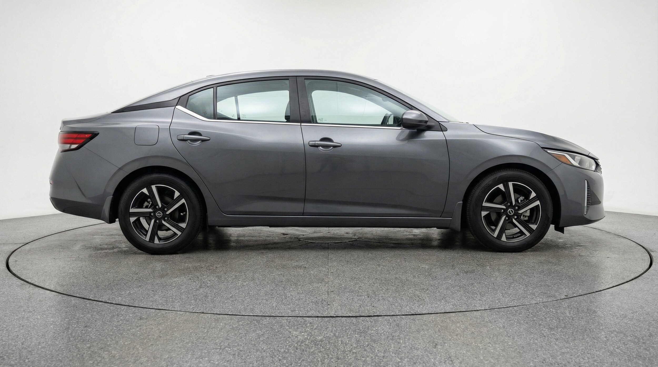 Thumbnail: 2025 Nissan Sentra - 11