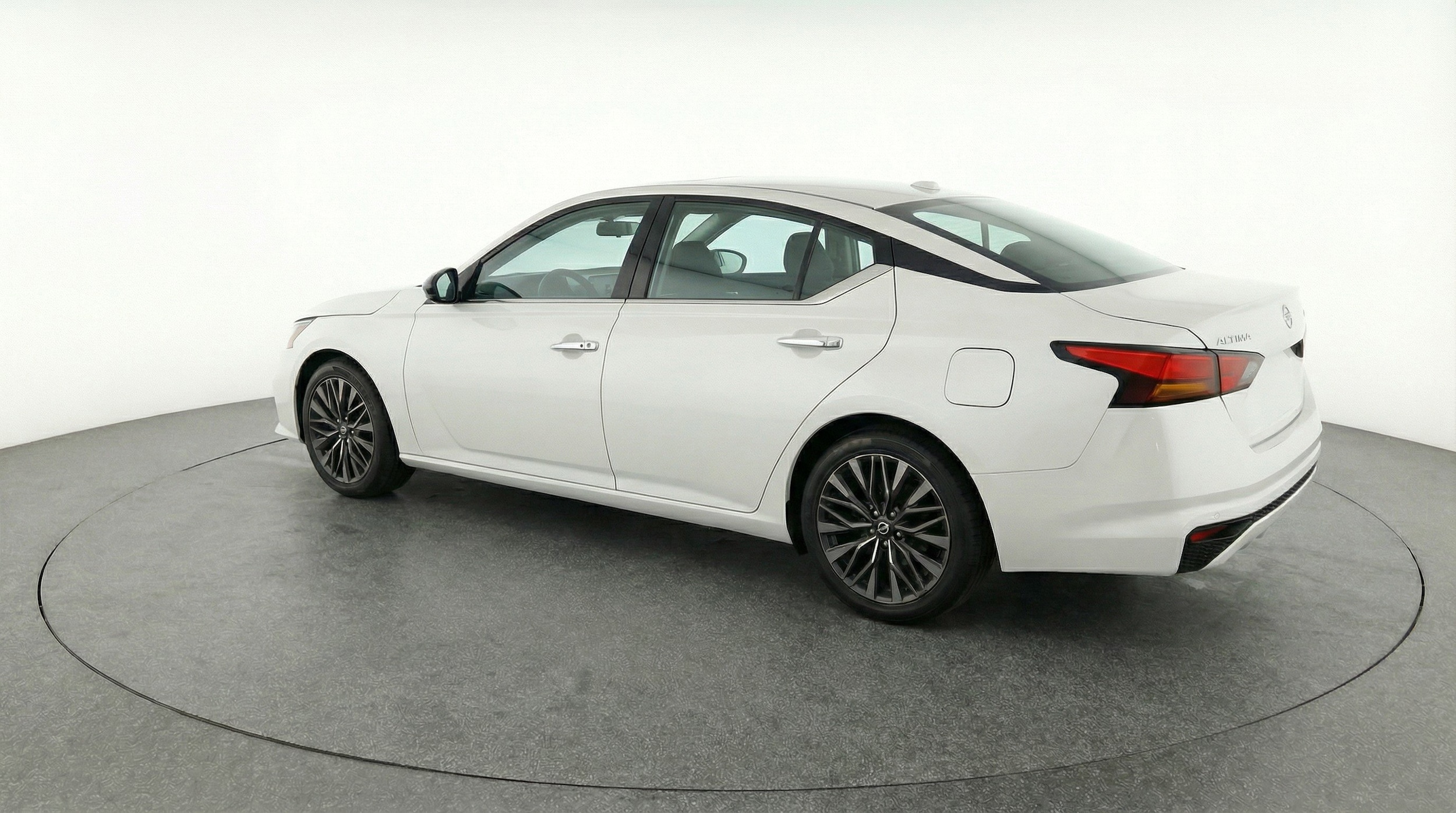 Thumbnail: 2025 Nissan Altima - 6