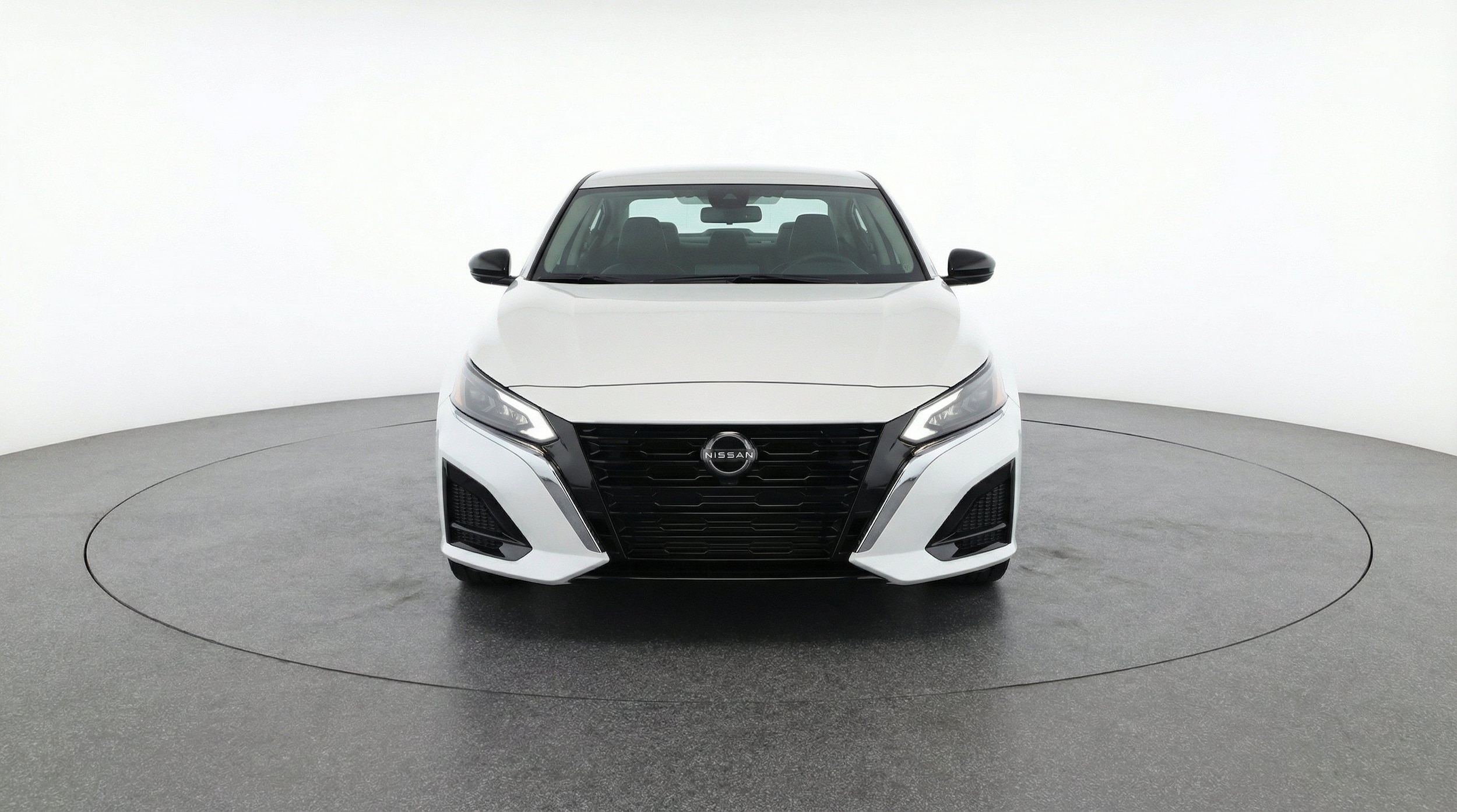 Thumbnail: 2025 Nissan Altima - 2