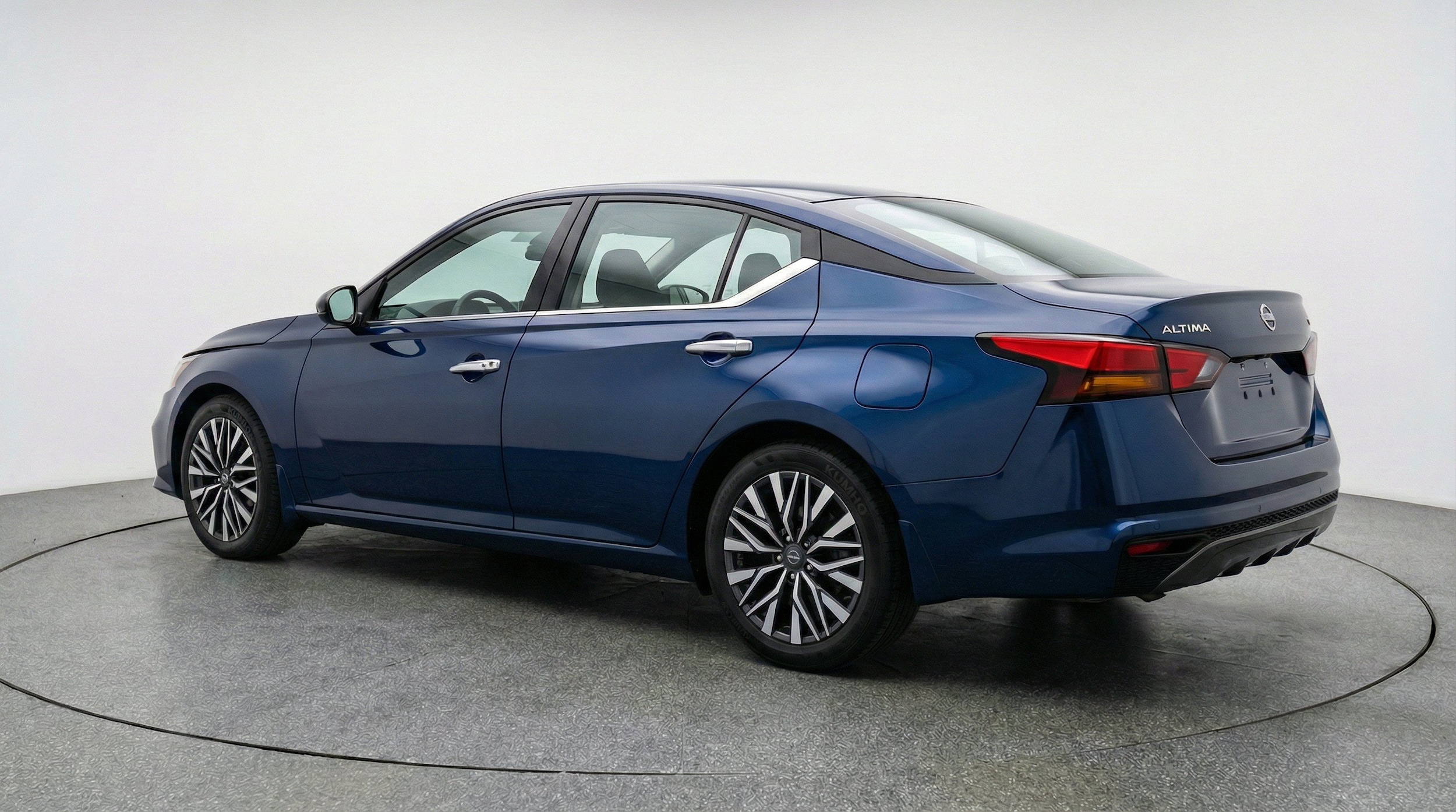 Thumbnail: 2025 Nissan Altima - 6
