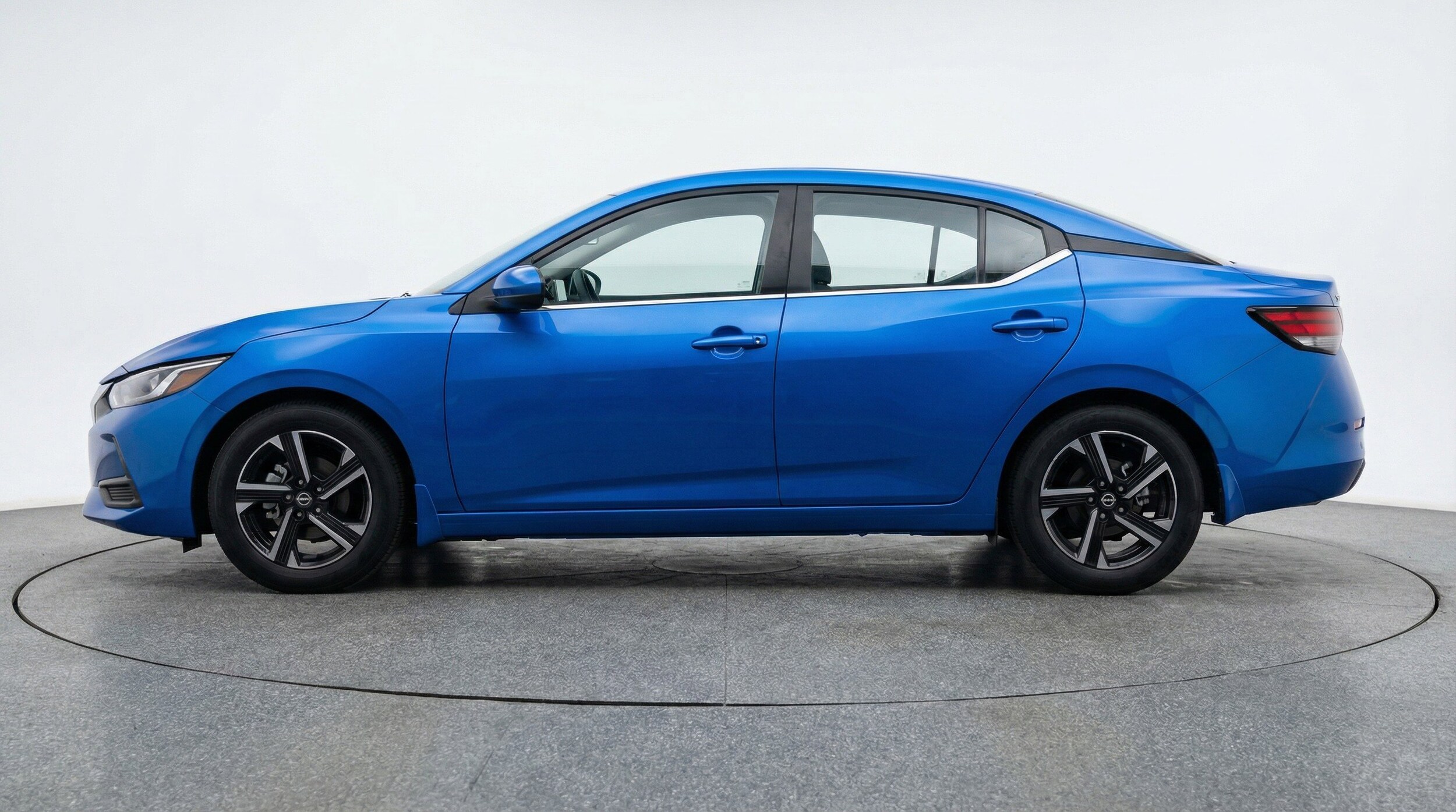 Thumbnail: 2025 Nissan Sentra - 5