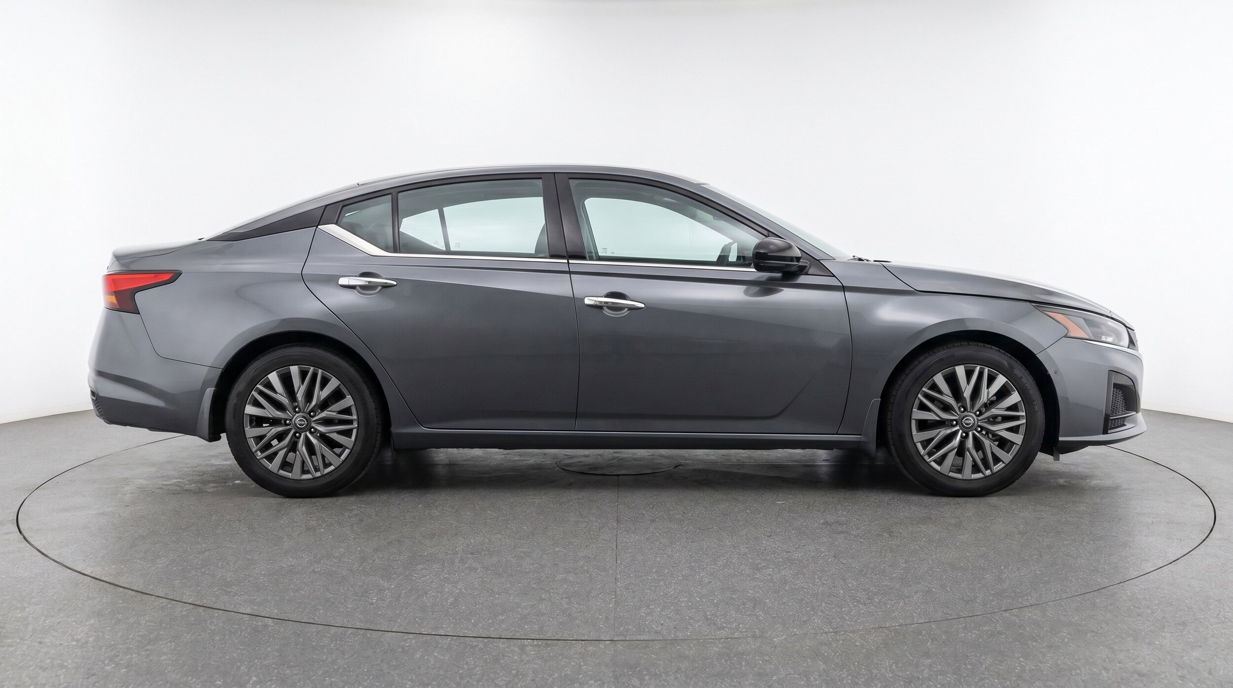 Thumbnail: 2025 Nissan Altima - 11