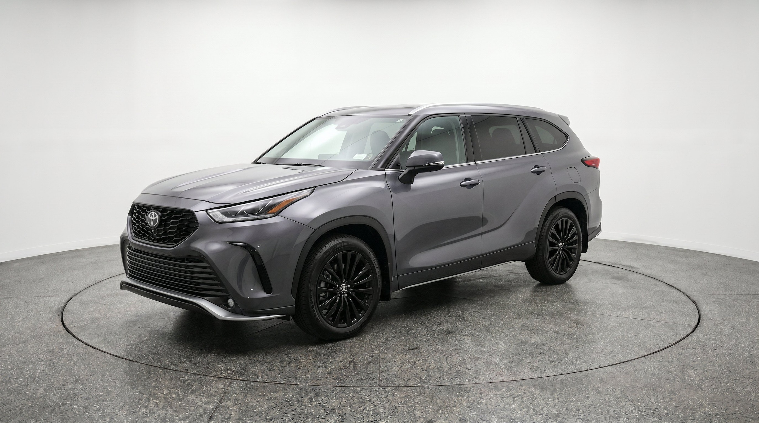 Thumbnail: 2025 Toyota Highlander - 3
