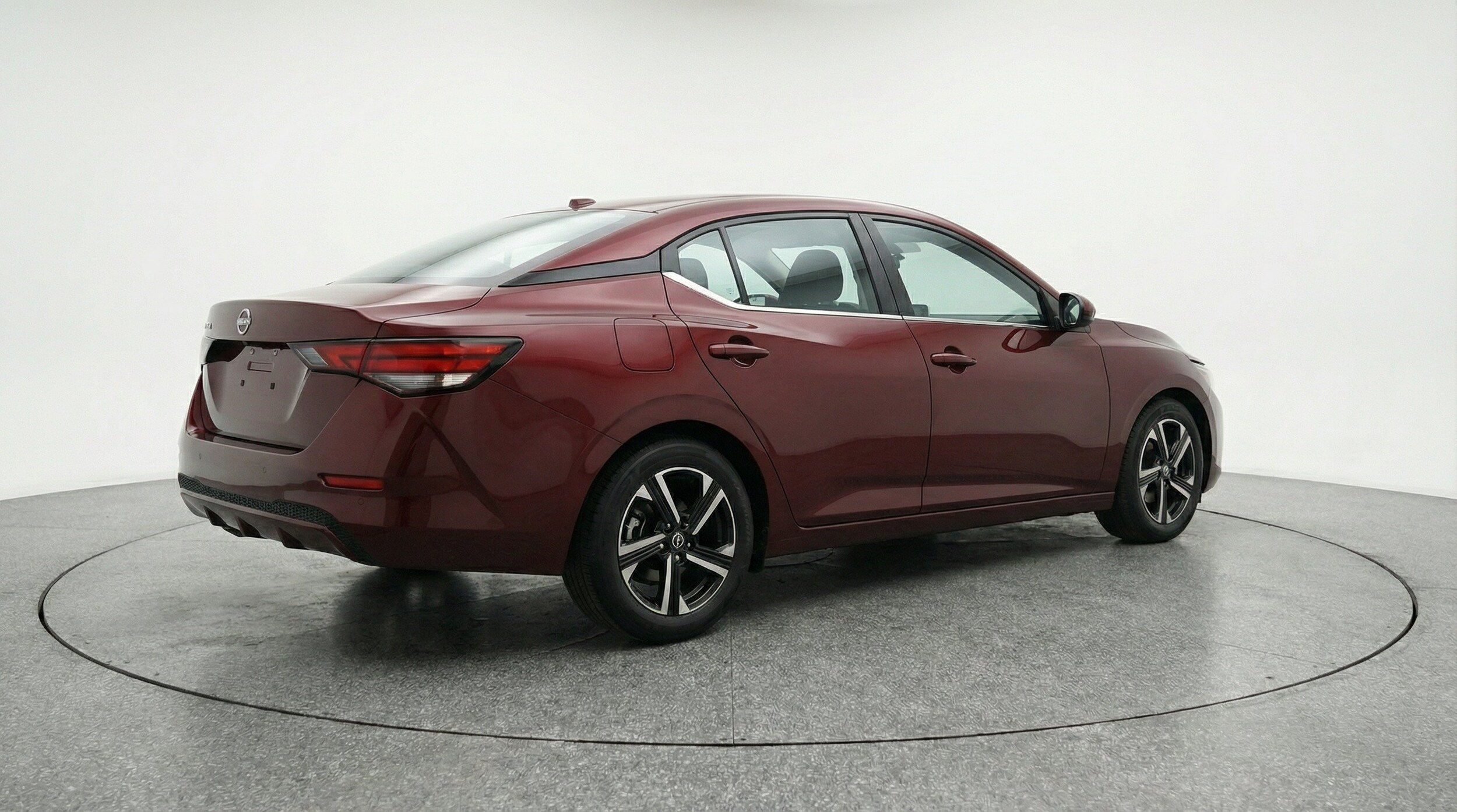 2025 Nissan Sentra SV - Photo 9