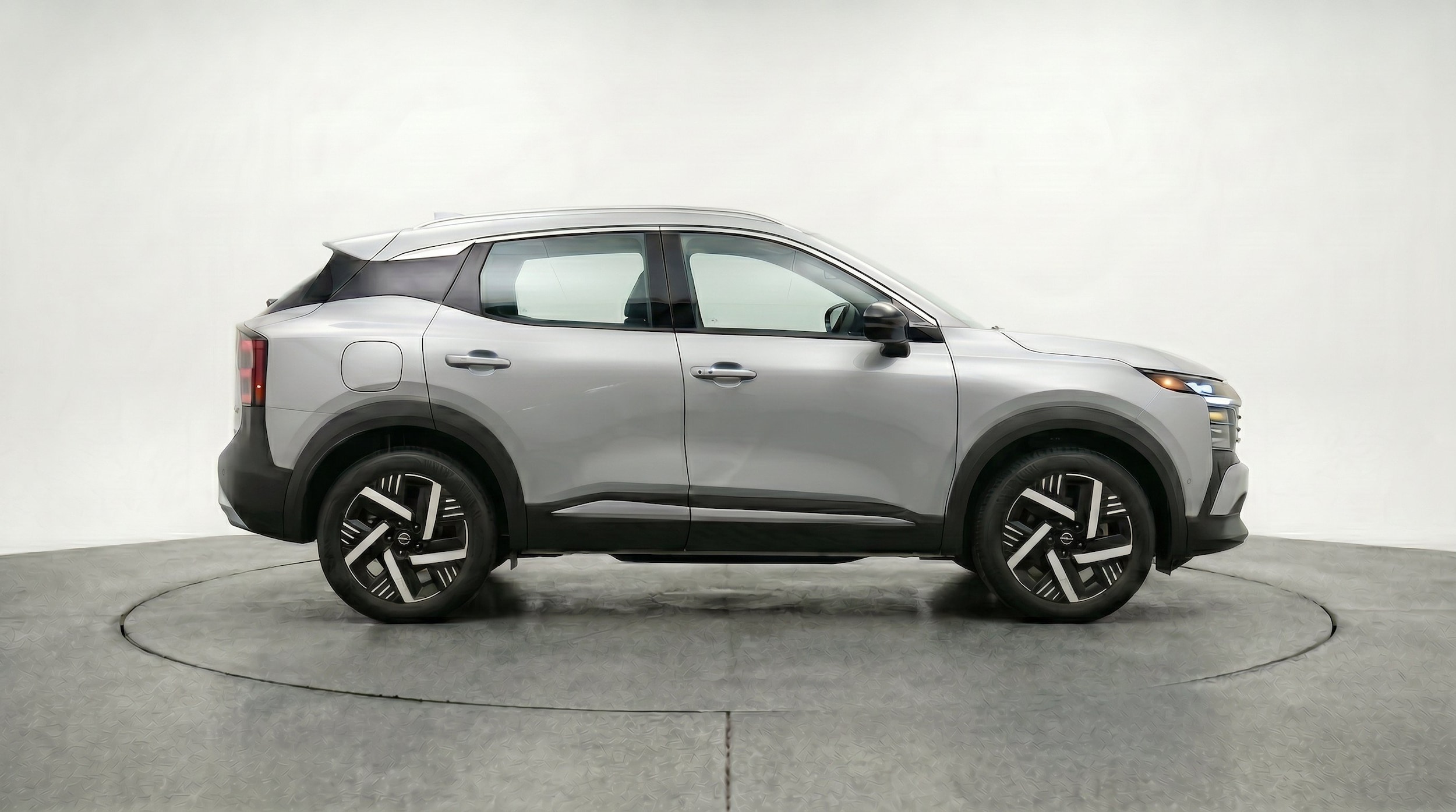 Thumbnail: 2026 Nissan Kicks - 11
