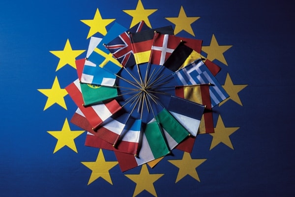 EU-flags.jpg