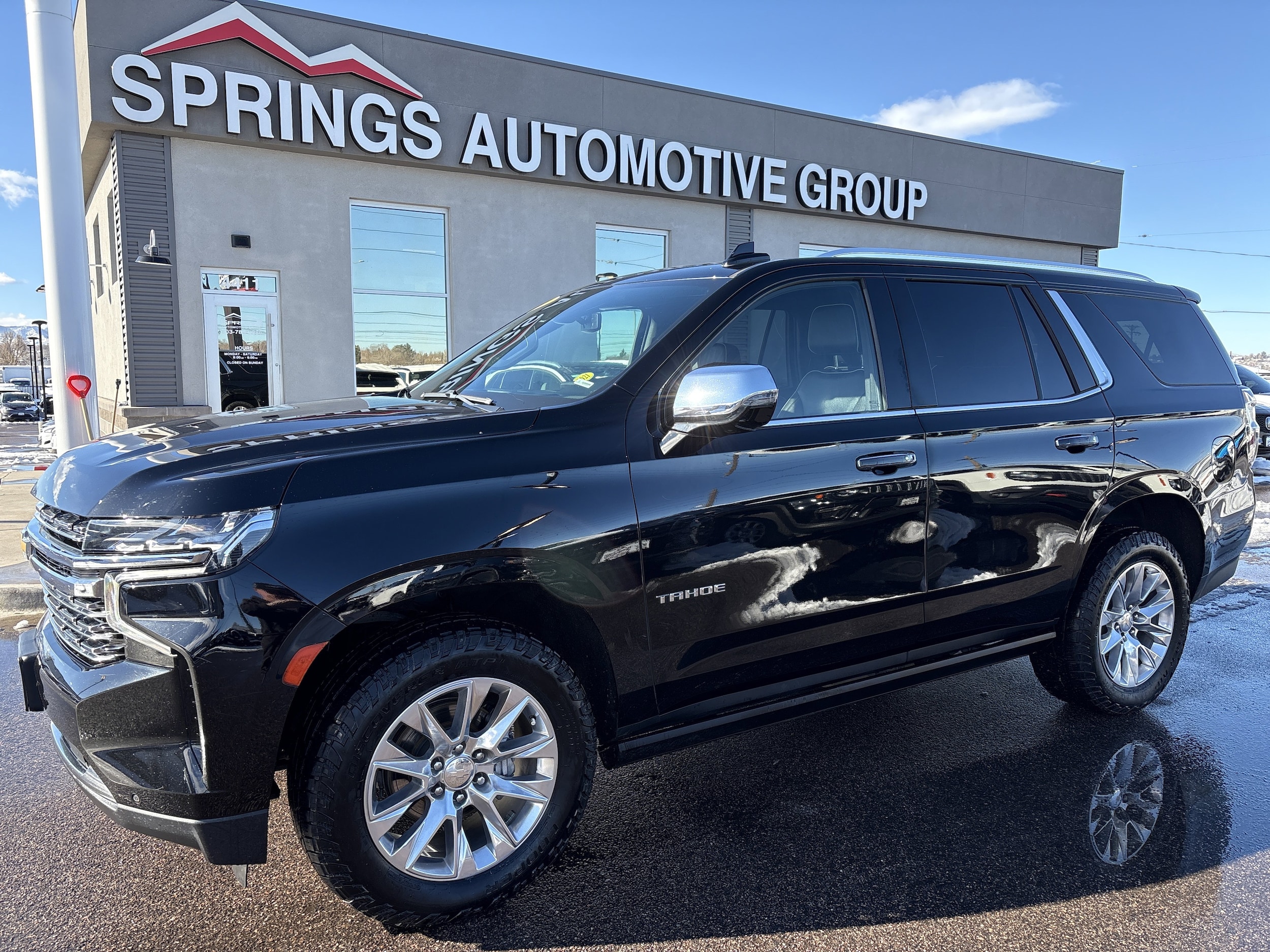 2022 Chevrolet Tahoe Premier's photo