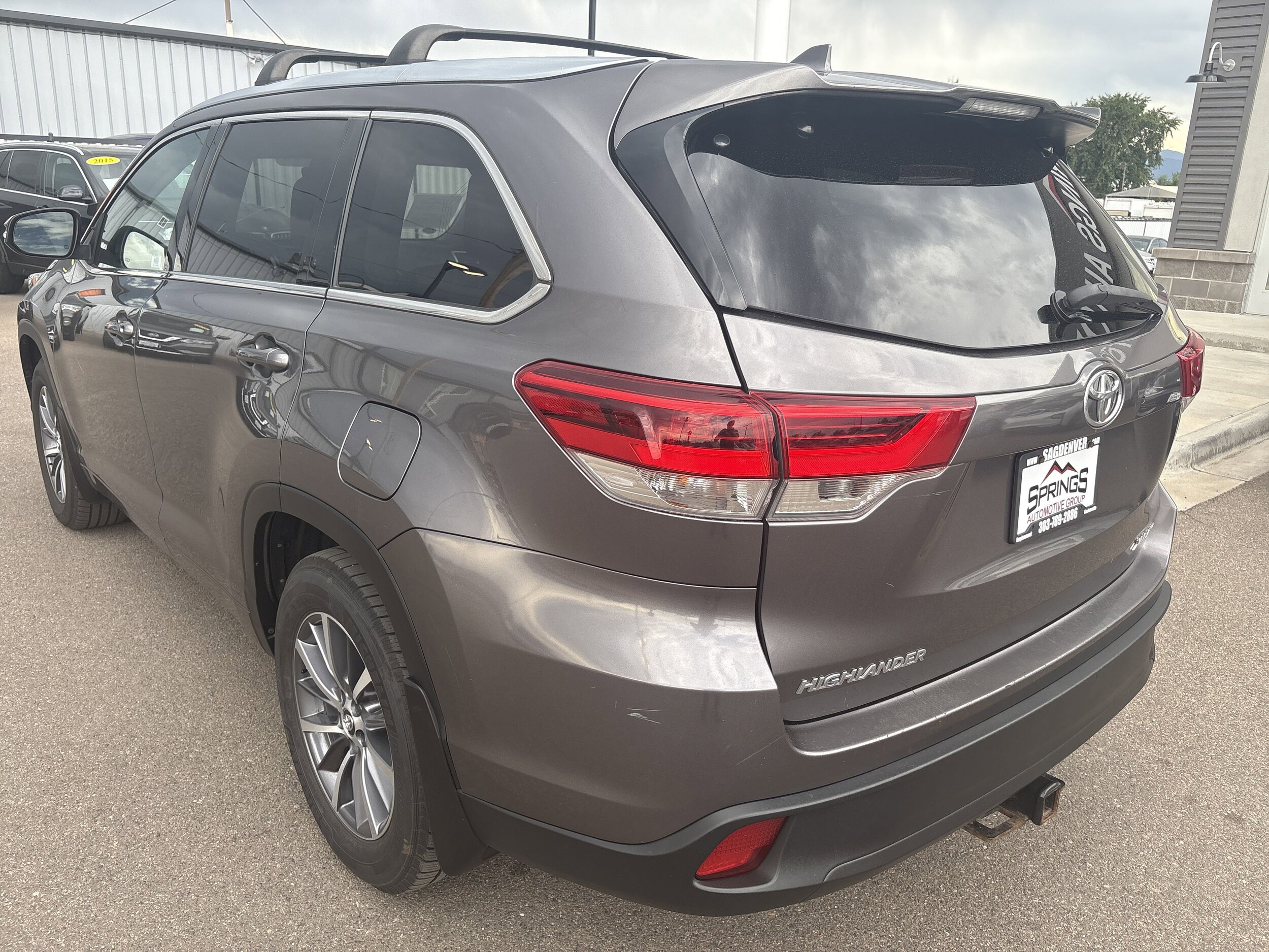 2018 Toyota Highlander XLE photo 2