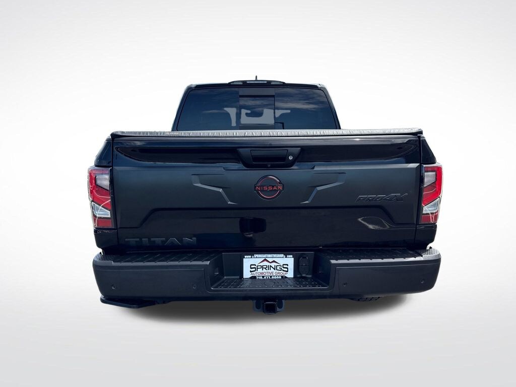 Used 2023 Nissan Titan Truck Crew Cab