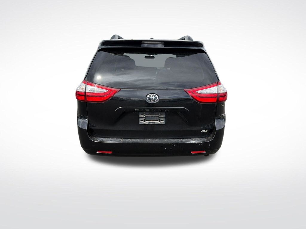 Used 2017 Toyota Sienna