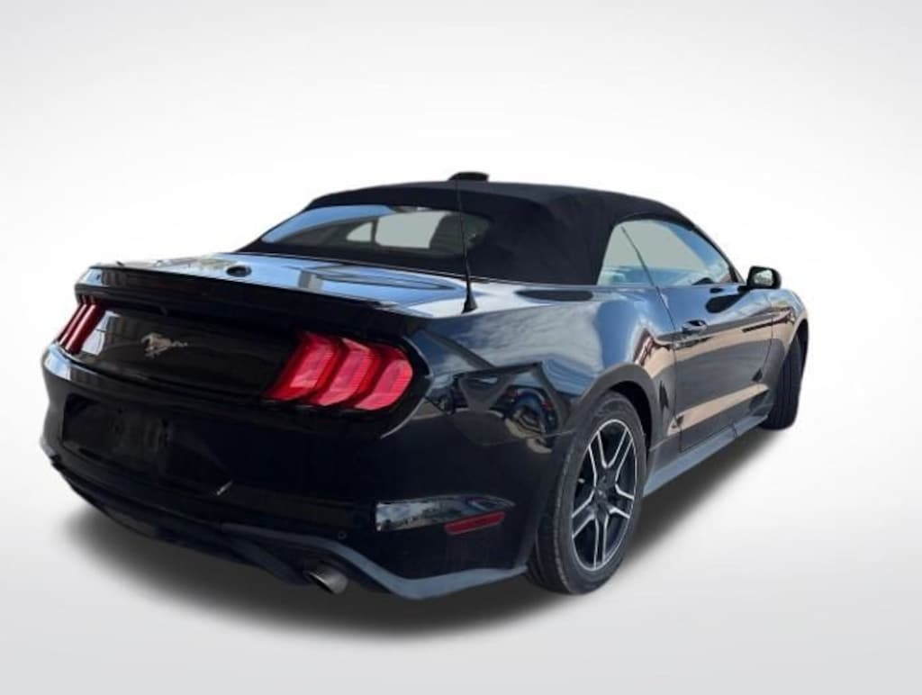 Used 2022 Ford Mustang Convertible