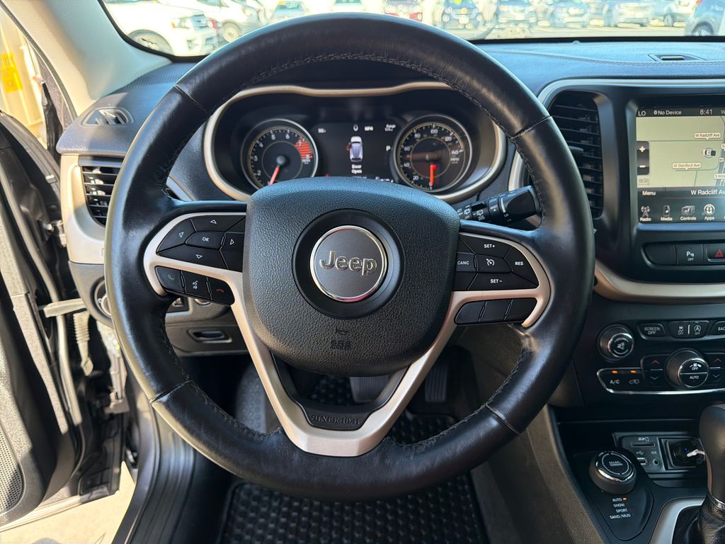 Photo 16