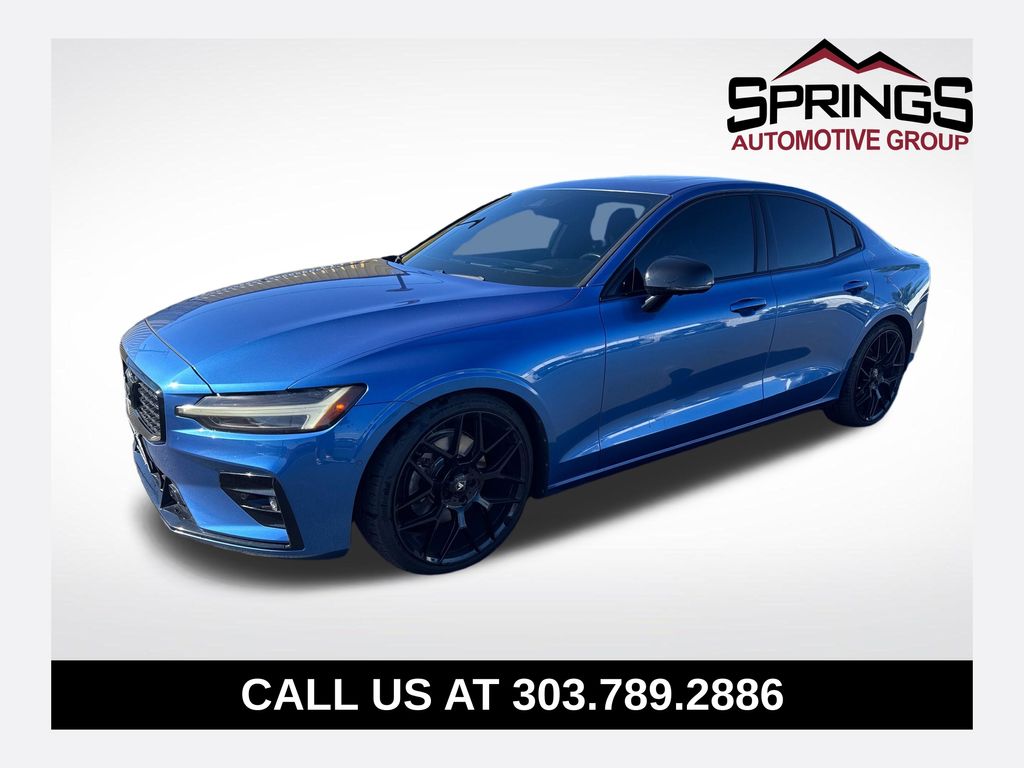 2021 Volvo S60 T5 R-Design's photo