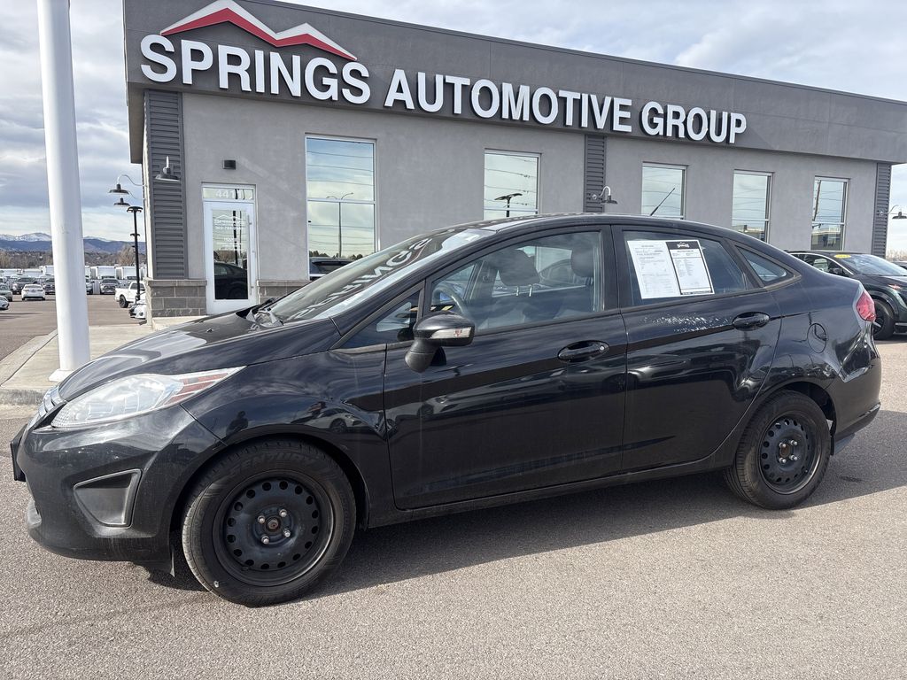 2013 Ford Fiesta SE's photo