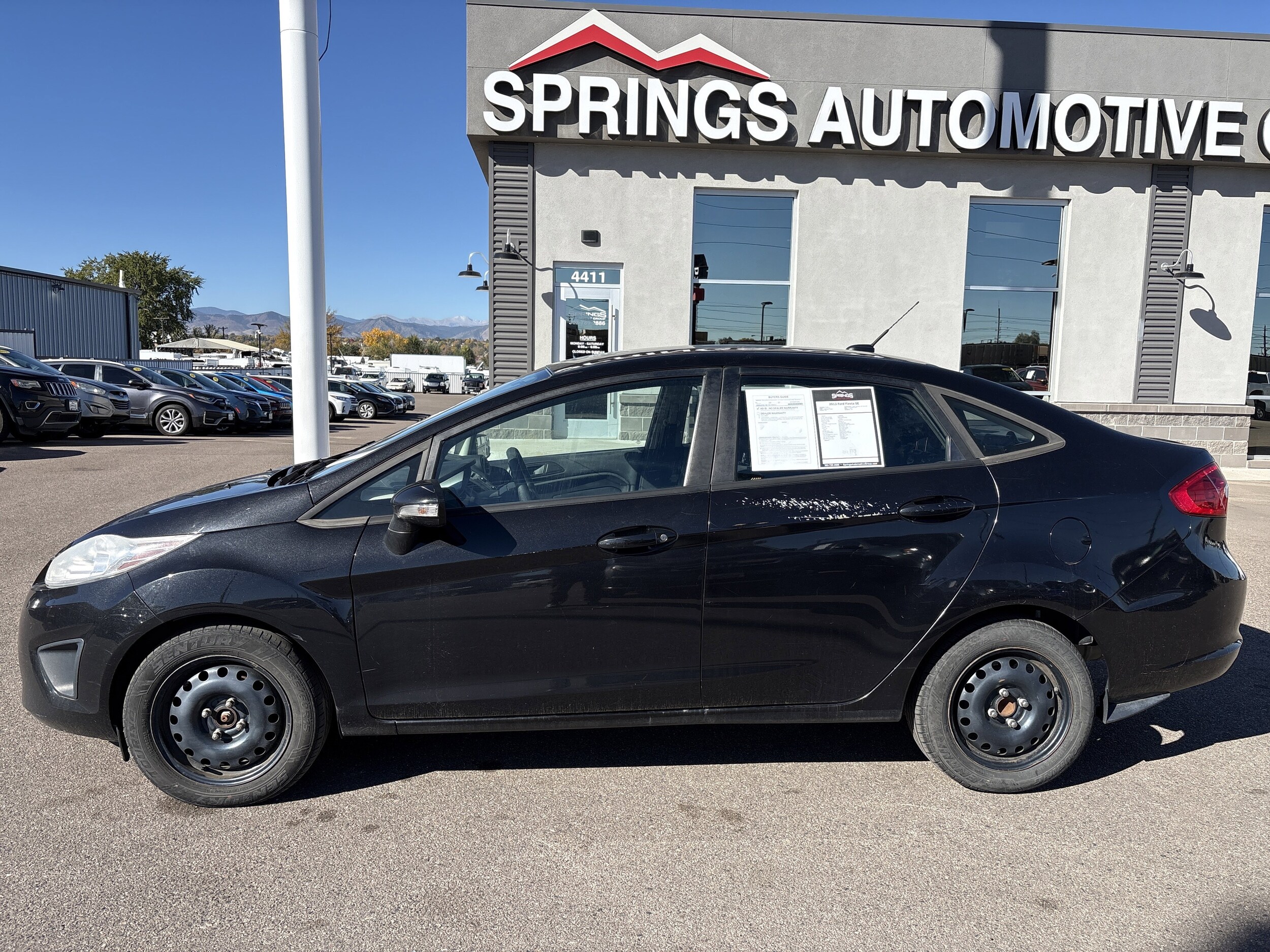 2013 Ford Fiesta SE photo 2