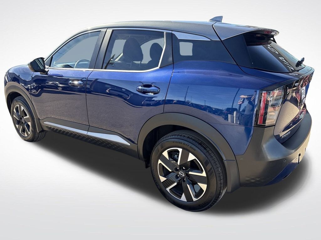 Used 2025 Nissan Kicks SV SUV