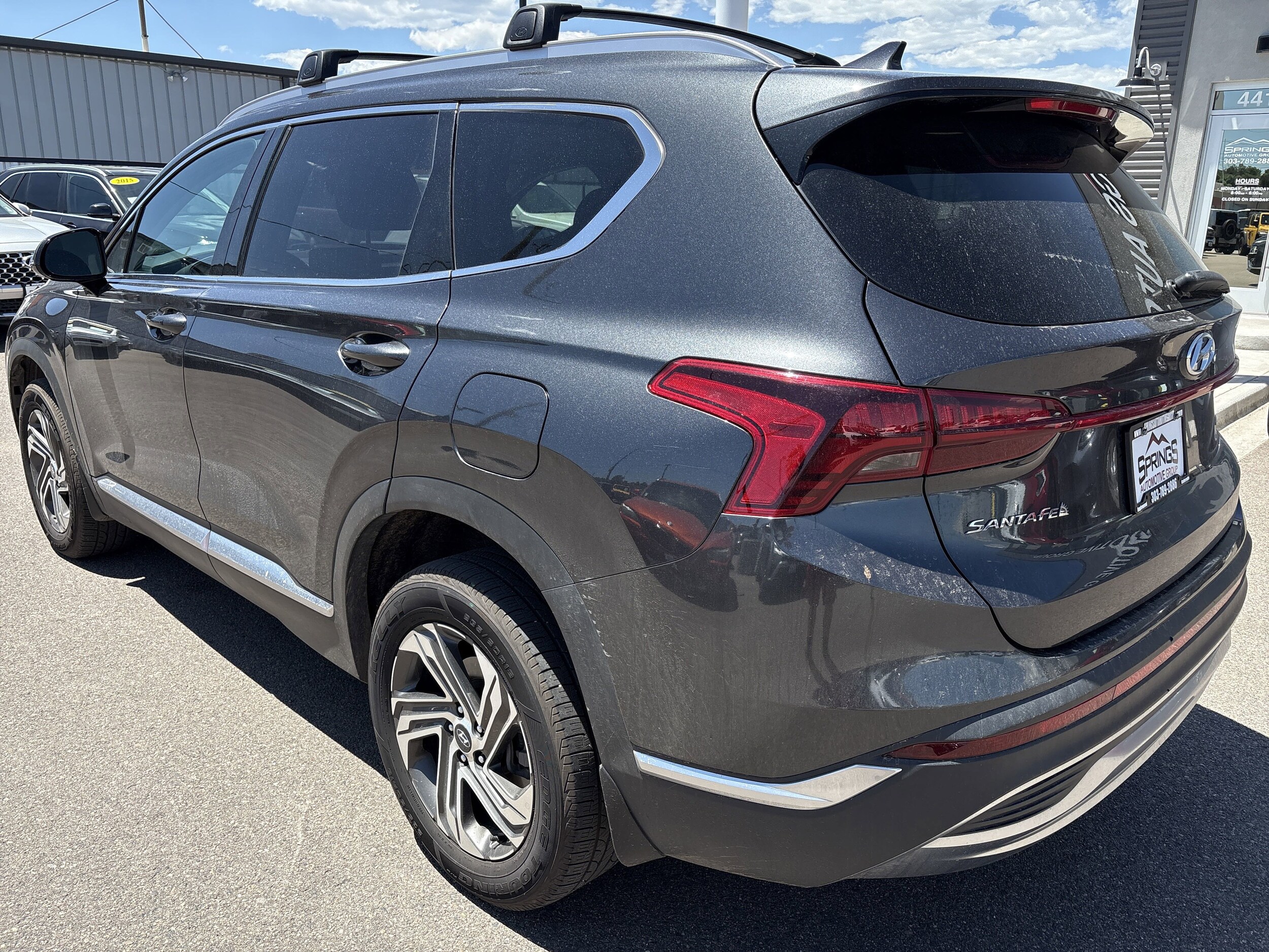 2022 Hyundai Santa Fe SEL photo 3